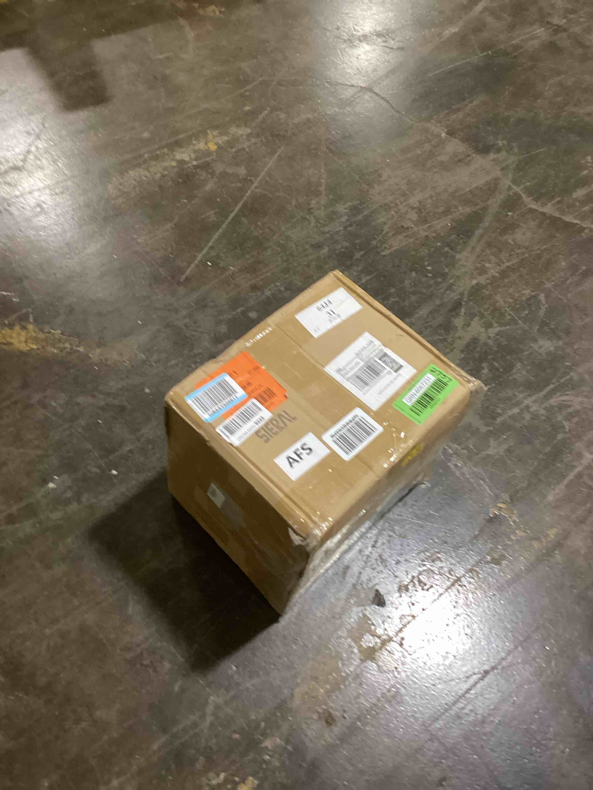 https://s3.amazonaws.com/lotting-images-prod/bidfta/FBA17KCH64J4U000031_1712771466413.jpeg
