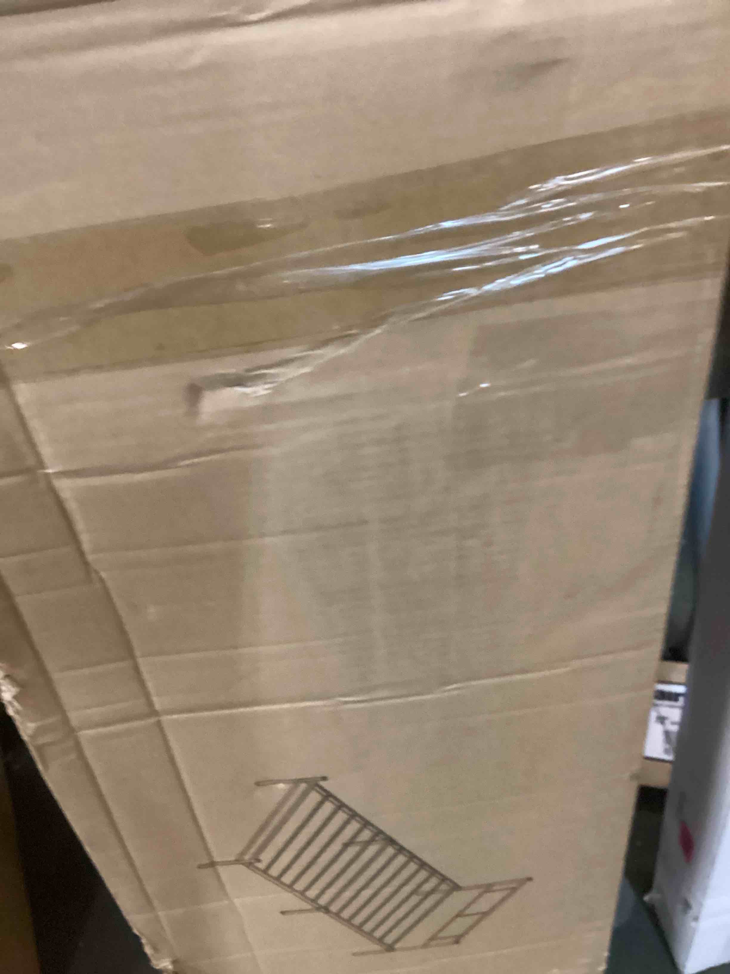 https://s3.amazonaws.com/lotting-images-prod/bidfta/GRA0001127_1725978079760.jpeg