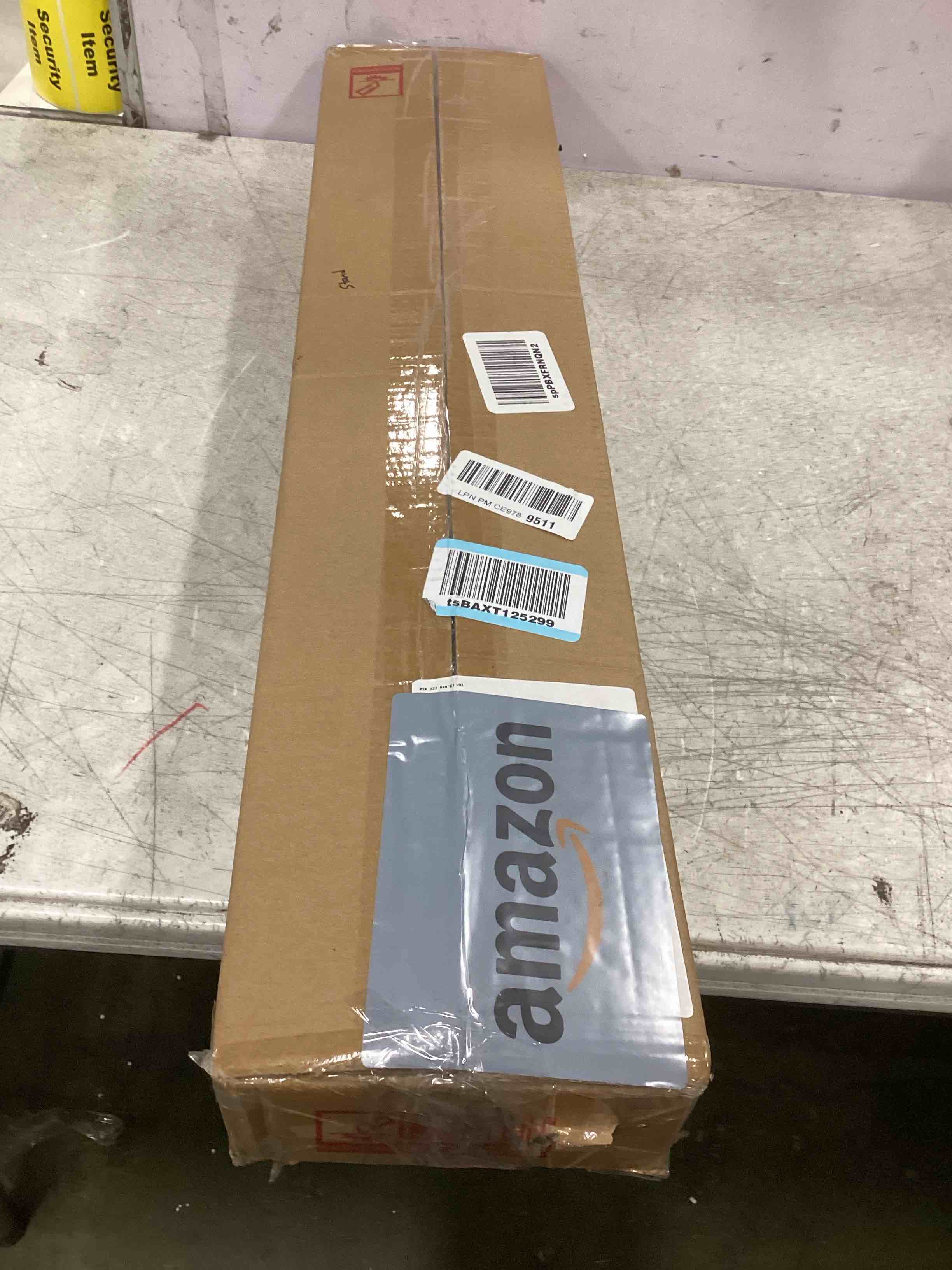 https://s3.amazonaws.com/lotting-images-prod/bidfta/GRA0004857_1726576972189.jpeg
