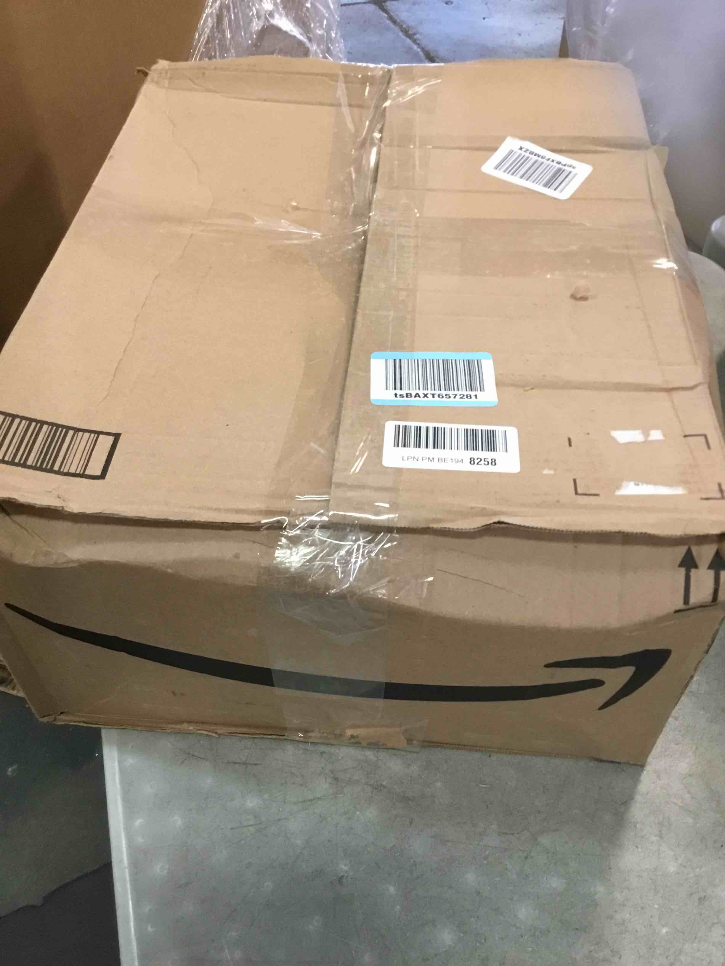 https://s3.amazonaws.com/lotting-images-prod/bidfta/GRA0007844_1725912005421.jpeg
