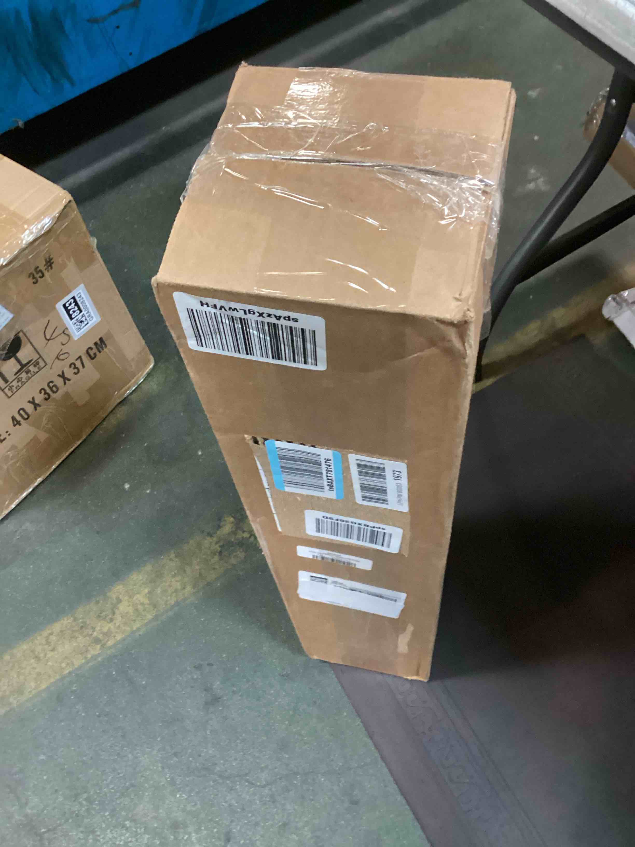 https://s3.amazonaws.com/lotting-images-prod/bidfta/GRA0008241_1726141058530.jpeg