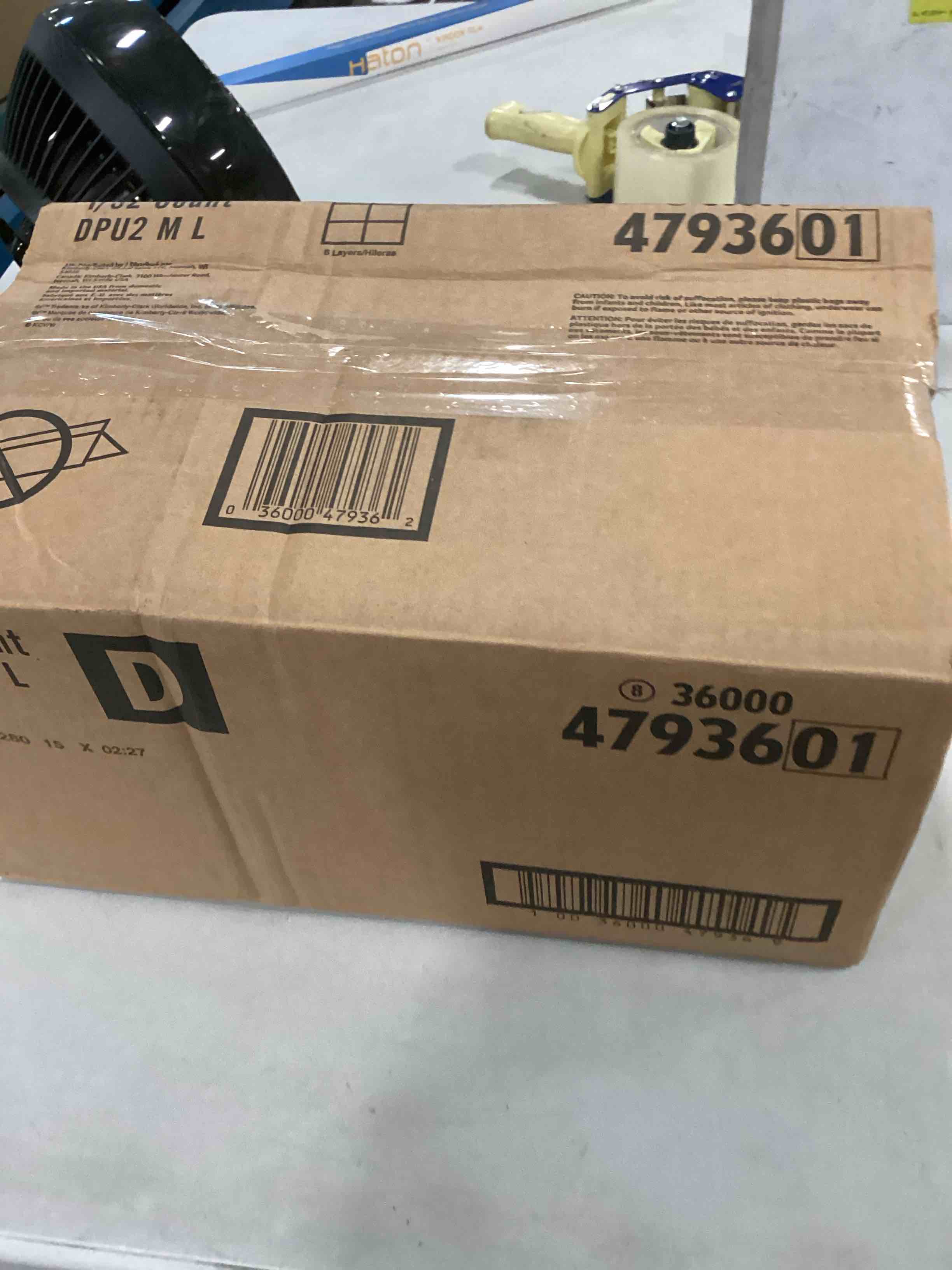 https://s3.amazonaws.com/lotting-images-prod/bidfta/GRA0009205_1725912839621.jpeg