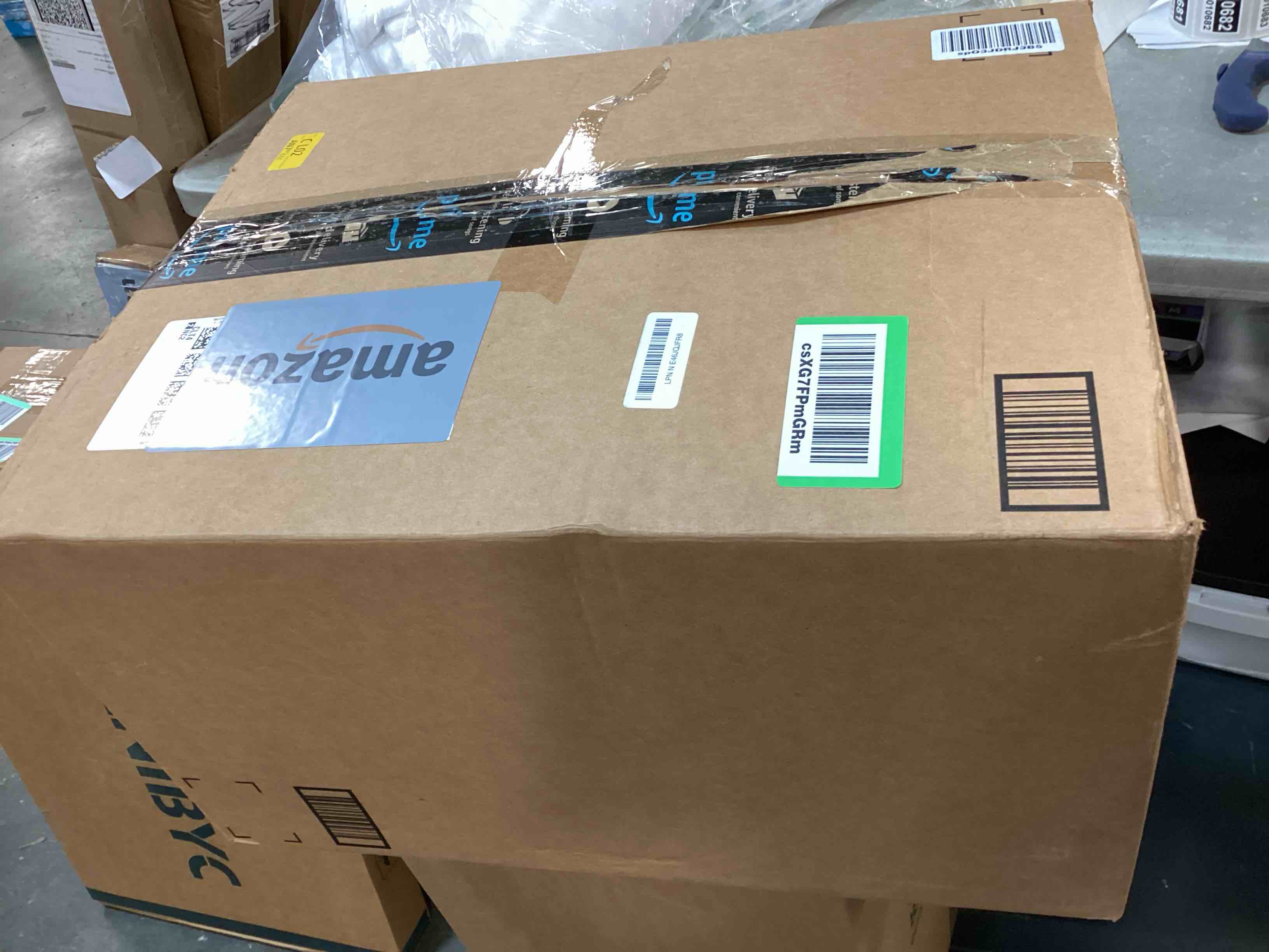 https://s3.amazonaws.com/lotting-images-prod/bidfta/GRA0010695_1726876103410.jpeg