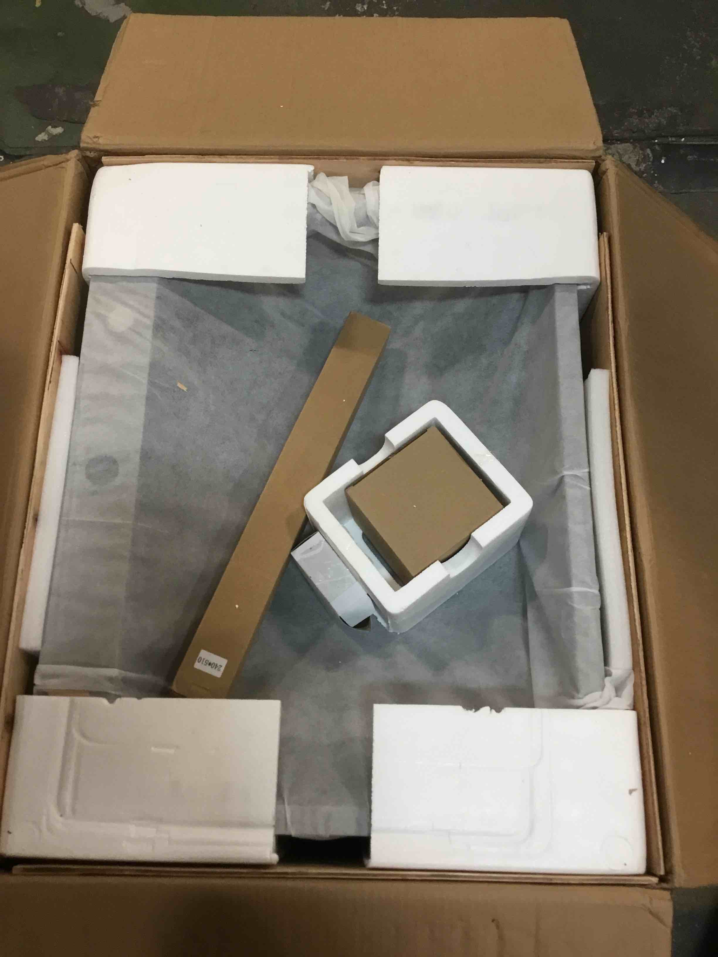 https://s3.amazonaws.com/lotting-images-prod/bidfta/GRA0011121_1726666723672.jpeg