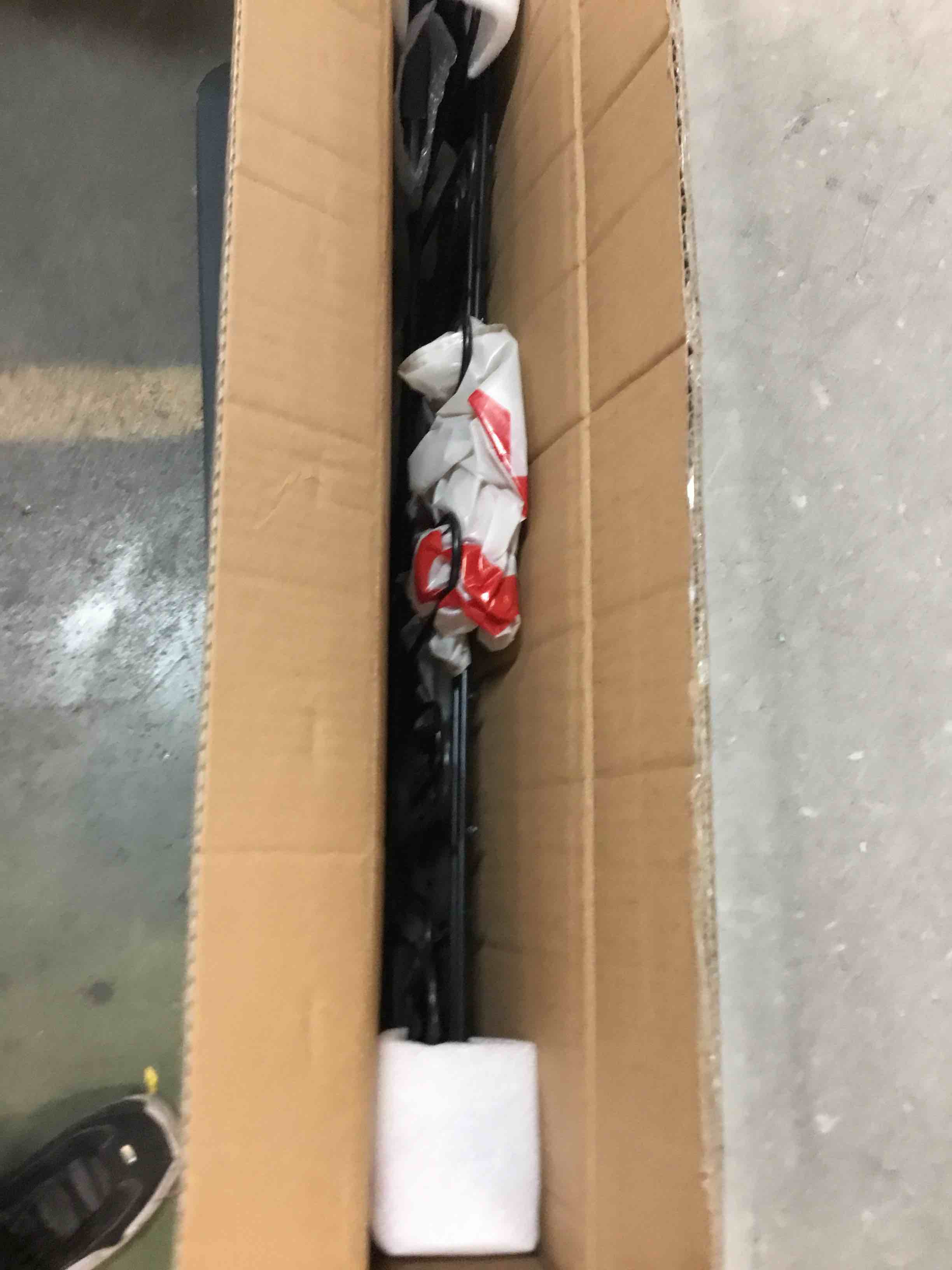 https://s3.amazonaws.com/lotting-images-prod/bidfta/GRA0011122_1726666428972.jpeg