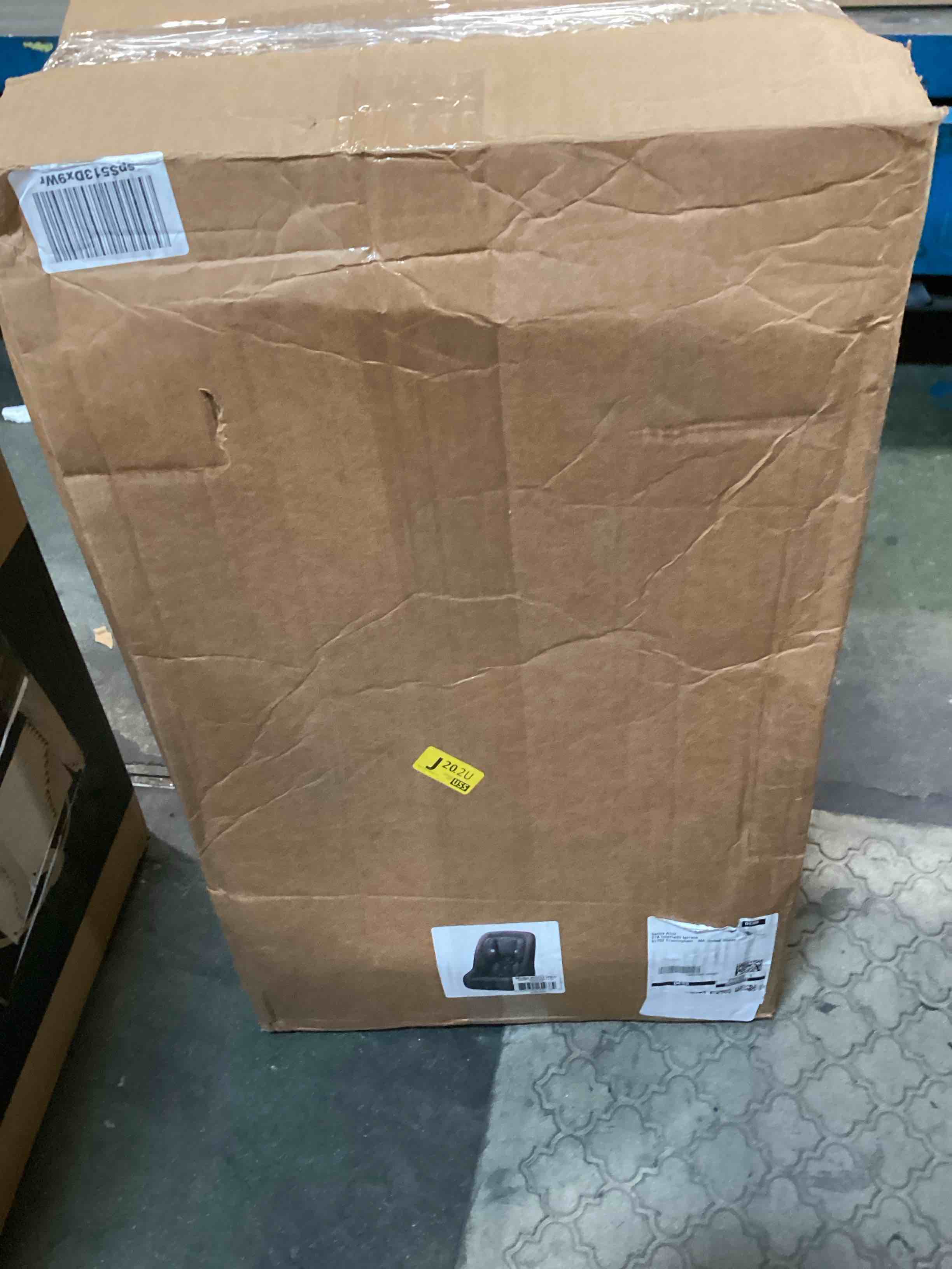 https://s3.amazonaws.com/lotting-images-prod/bidfta/GRA0011869_1726200481468.jpeg