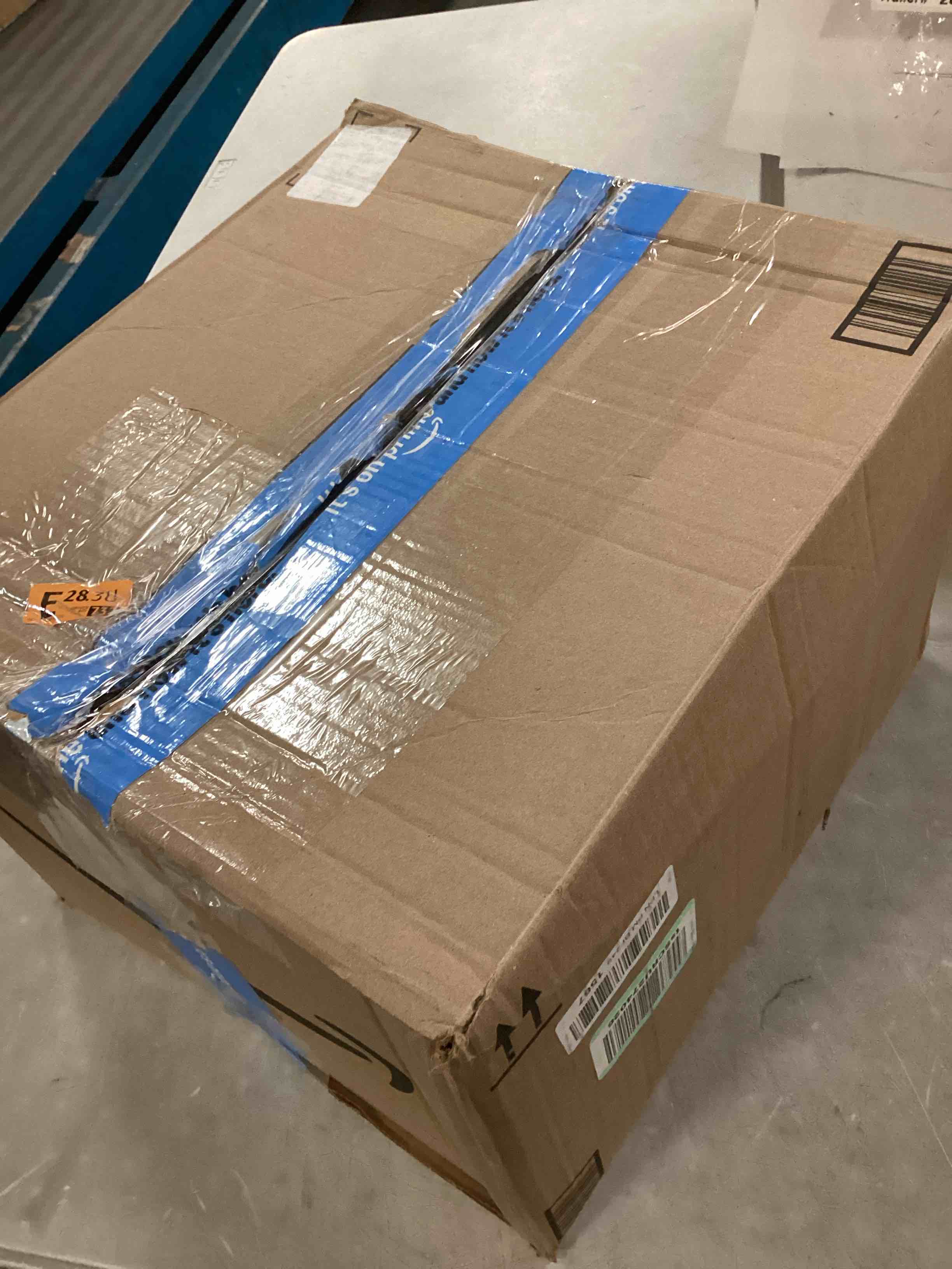 https://s3.amazonaws.com/lotting-images-prod/bidfta/GRA0013914_1725645145202.jpeg