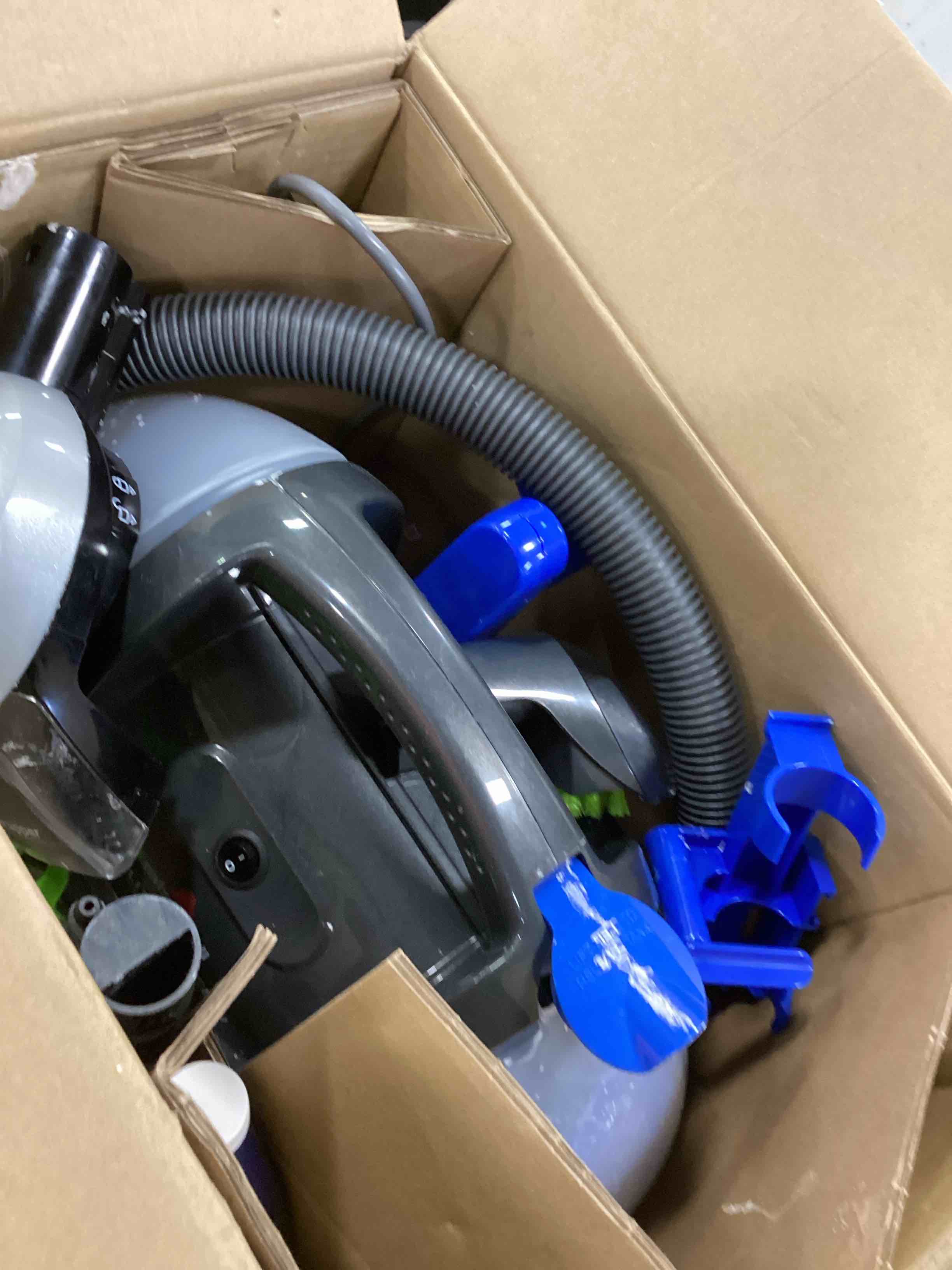 Bissell Little Green Pet Deluxe Portable Carpet Cleaner and Car/Auto