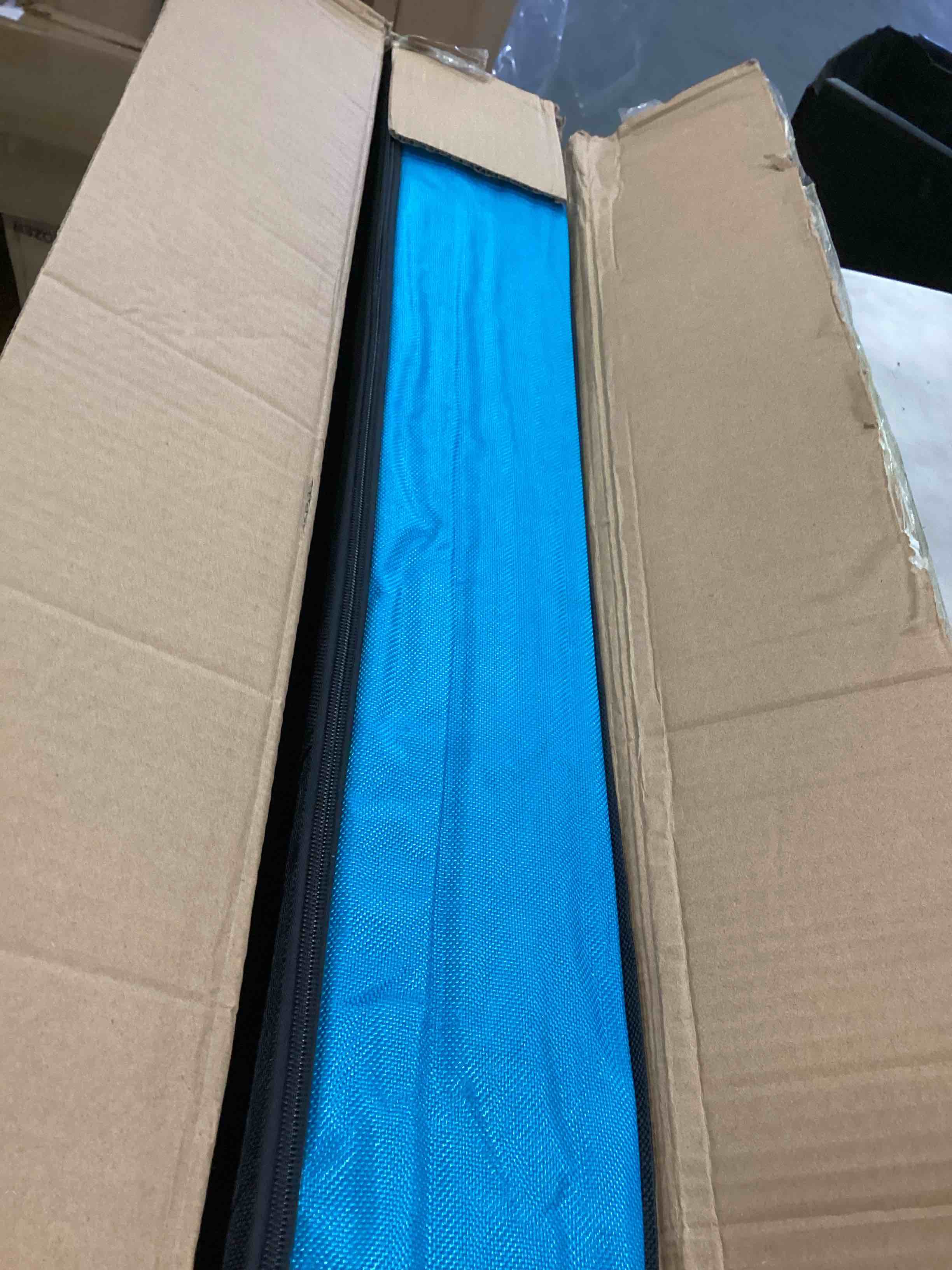 https://s3.amazonaws.com/lotting-images-prod/bidfta/GRA0015461_1726494325611.jpeg