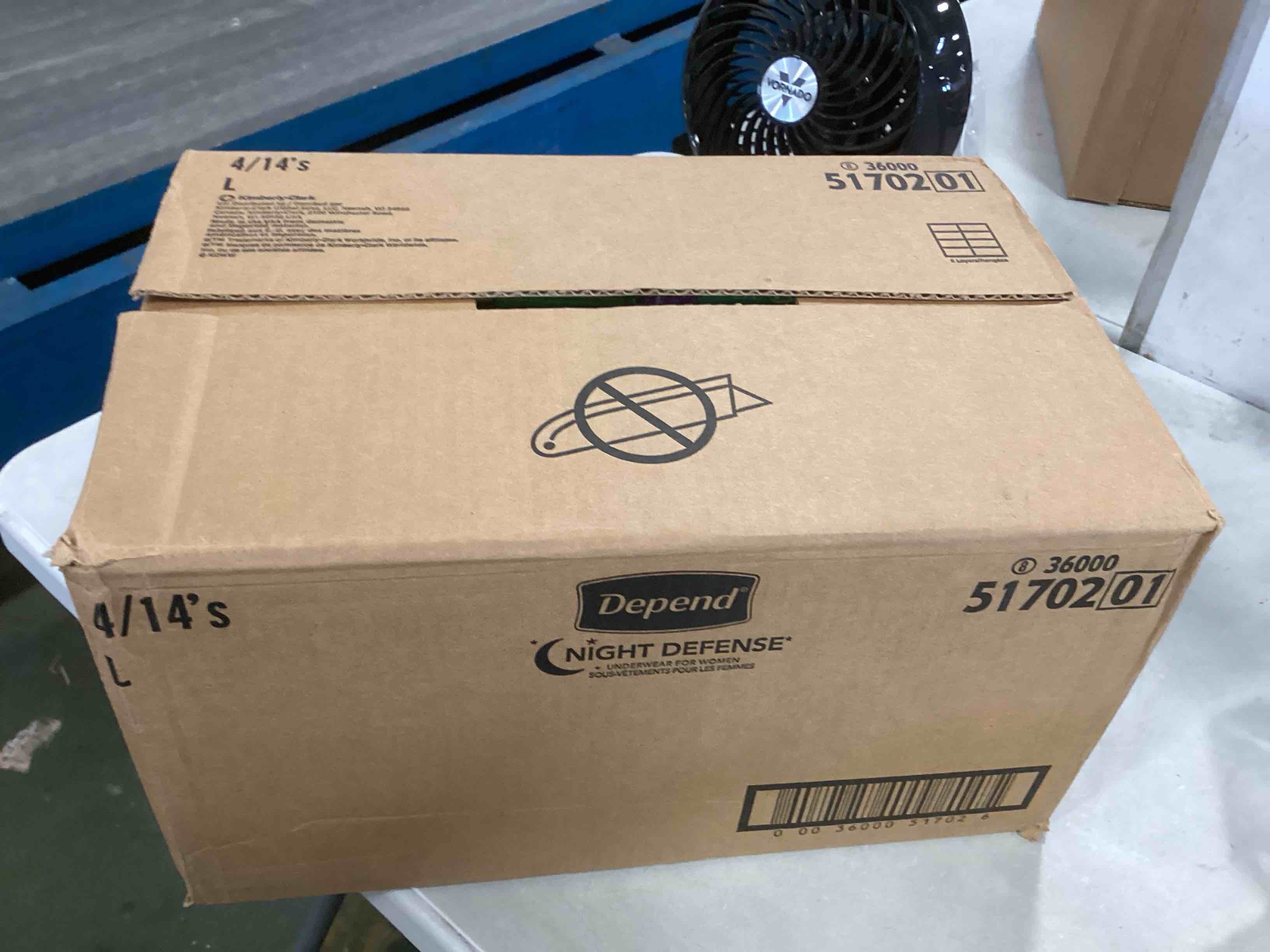 https://s3.amazonaws.com/lotting-images-prod/bidfta/GRA0015624_1726243130434.jpeg