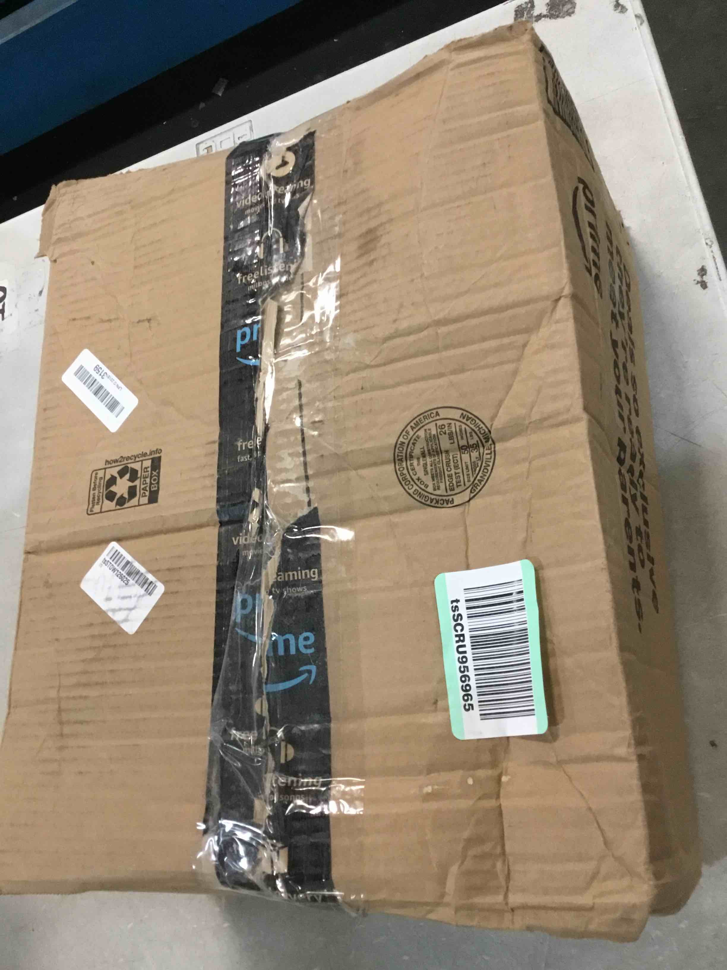 https://s3.amazonaws.com/lotting-images-prod/bidfta/GRA0016028_1729778091682.jpeg