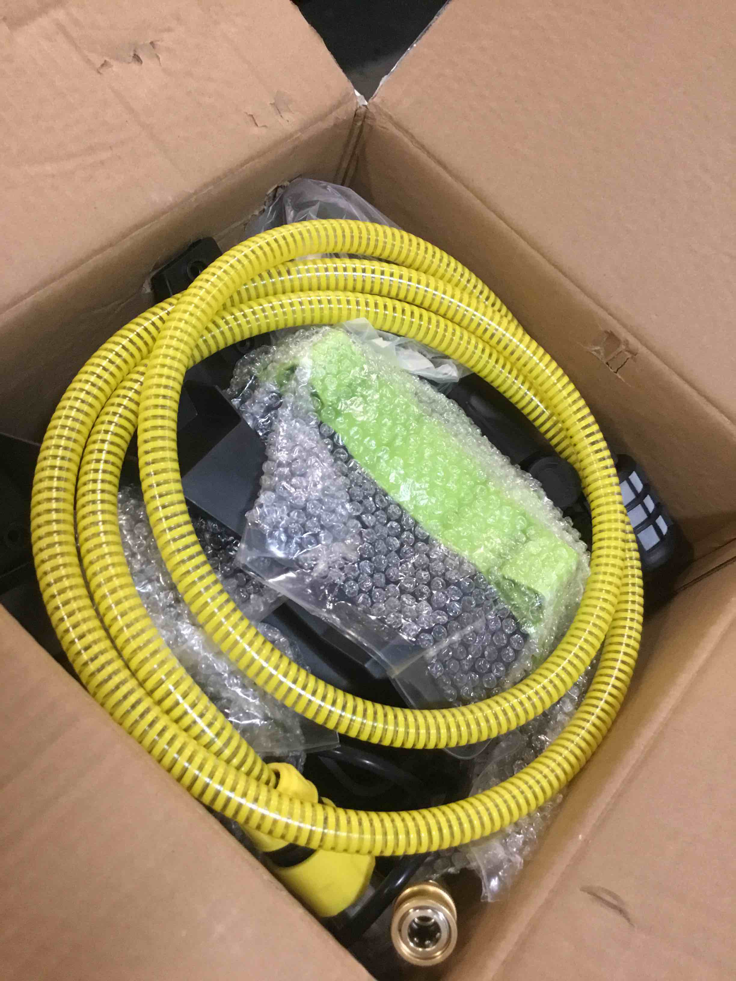 https://s3.amazonaws.com/lotting-images-prod/bidfta/GRA0016230_1729004081110.jpeg