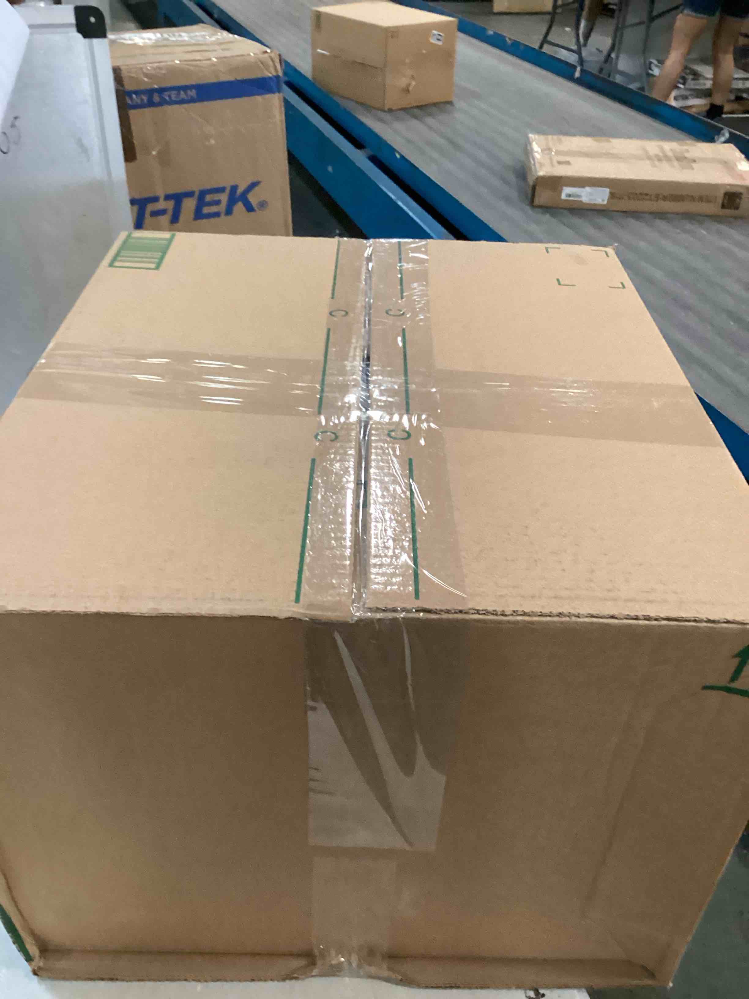 https://s3.amazonaws.com/lotting-images-prod/bidfta/GRA0016760_1726164703961.jpeg