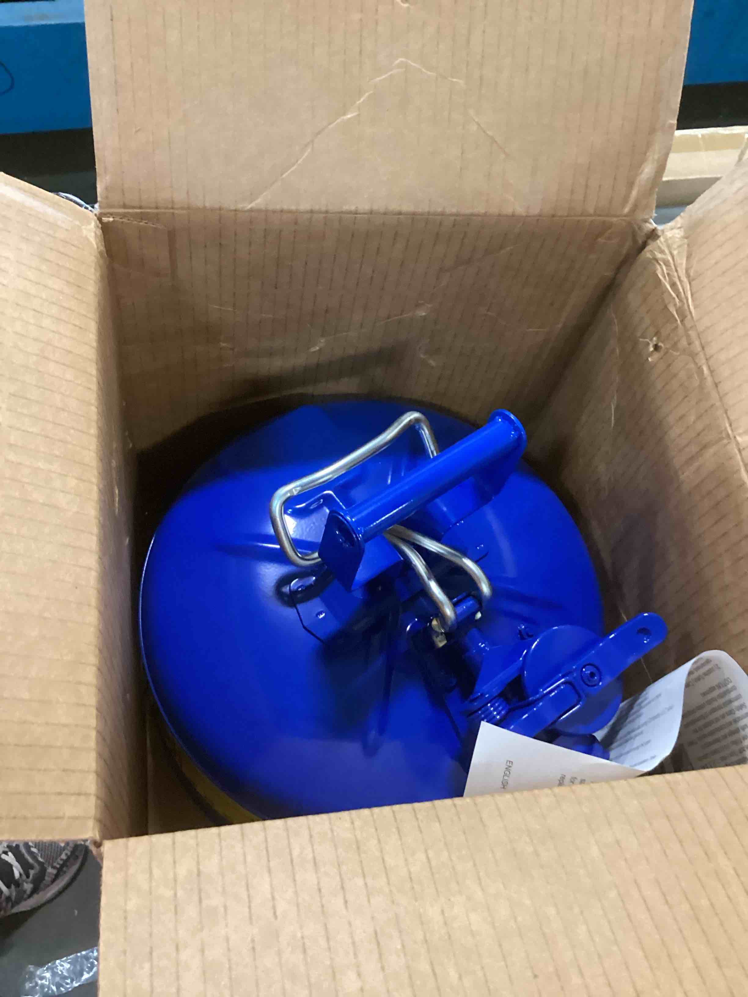 https://s3.amazonaws.com/lotting-images-prod/bidfta/GRA0018369_1726756959175.jpeg