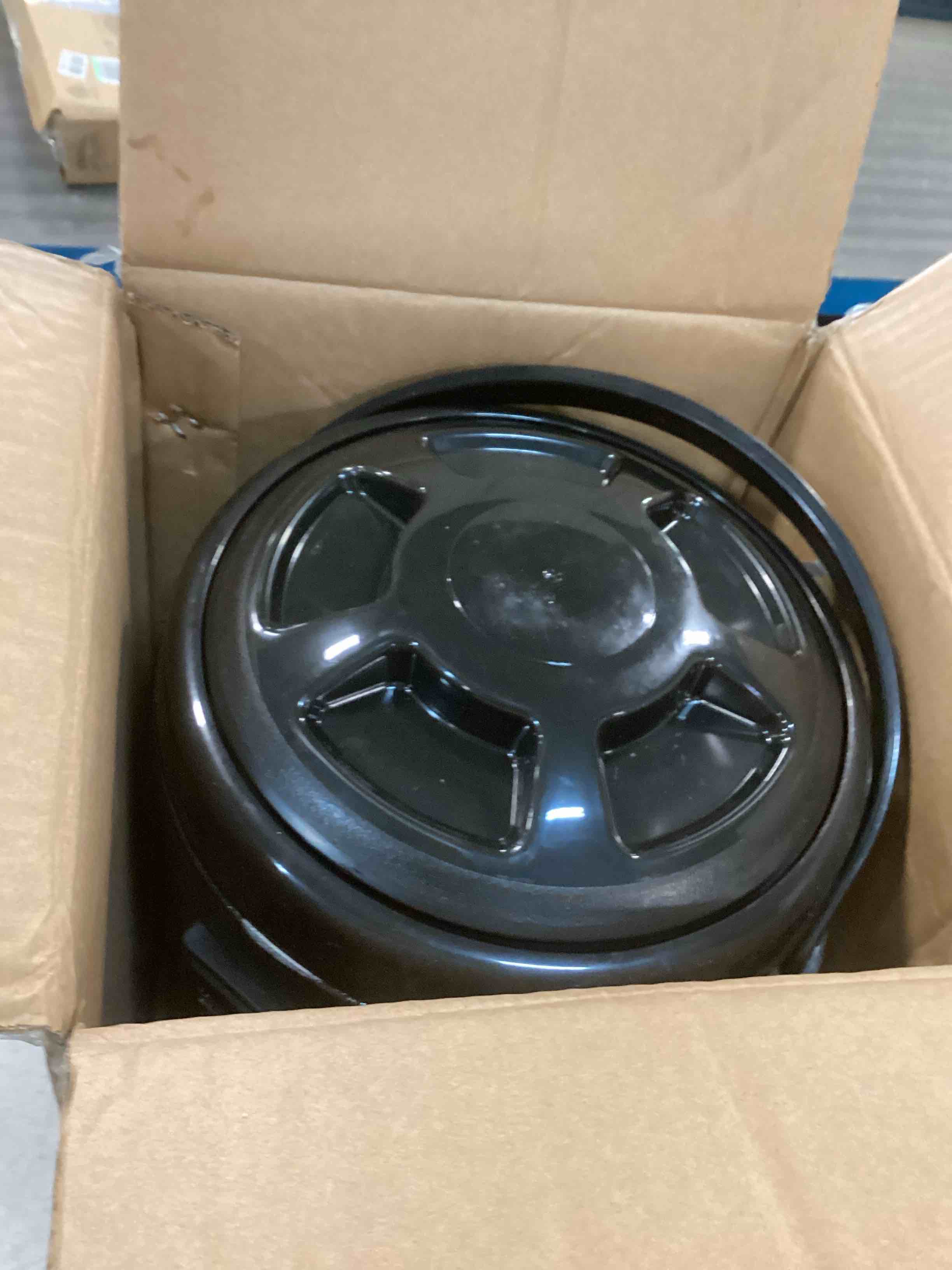 https://s3.amazonaws.com/lotting-images-prod/bidfta/GRA0018695_1726579663690.jpeg