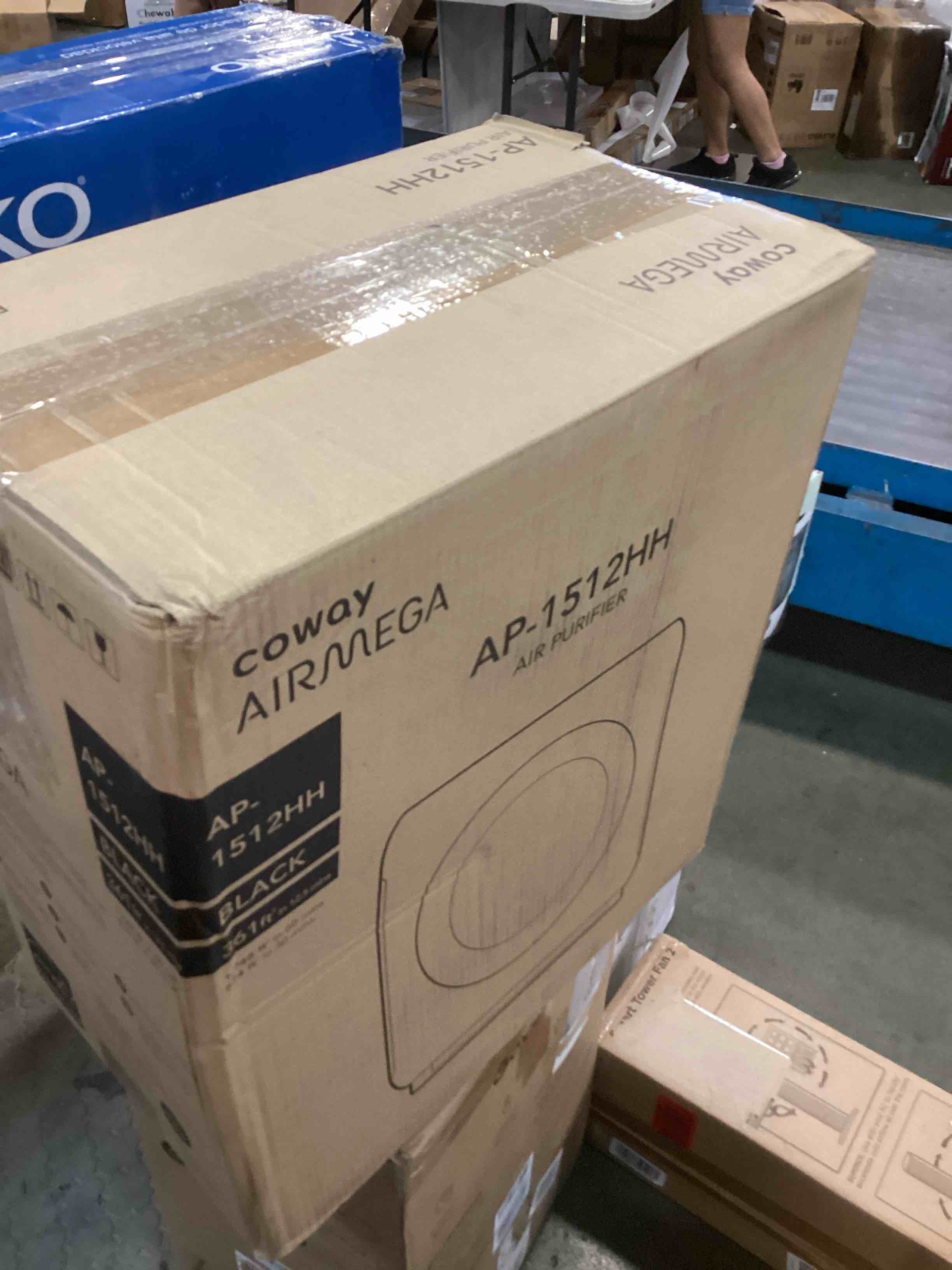 https://s3.amazonaws.com/lotting-images-prod/bidfta/GRA0018924_1726501203151.jpeg