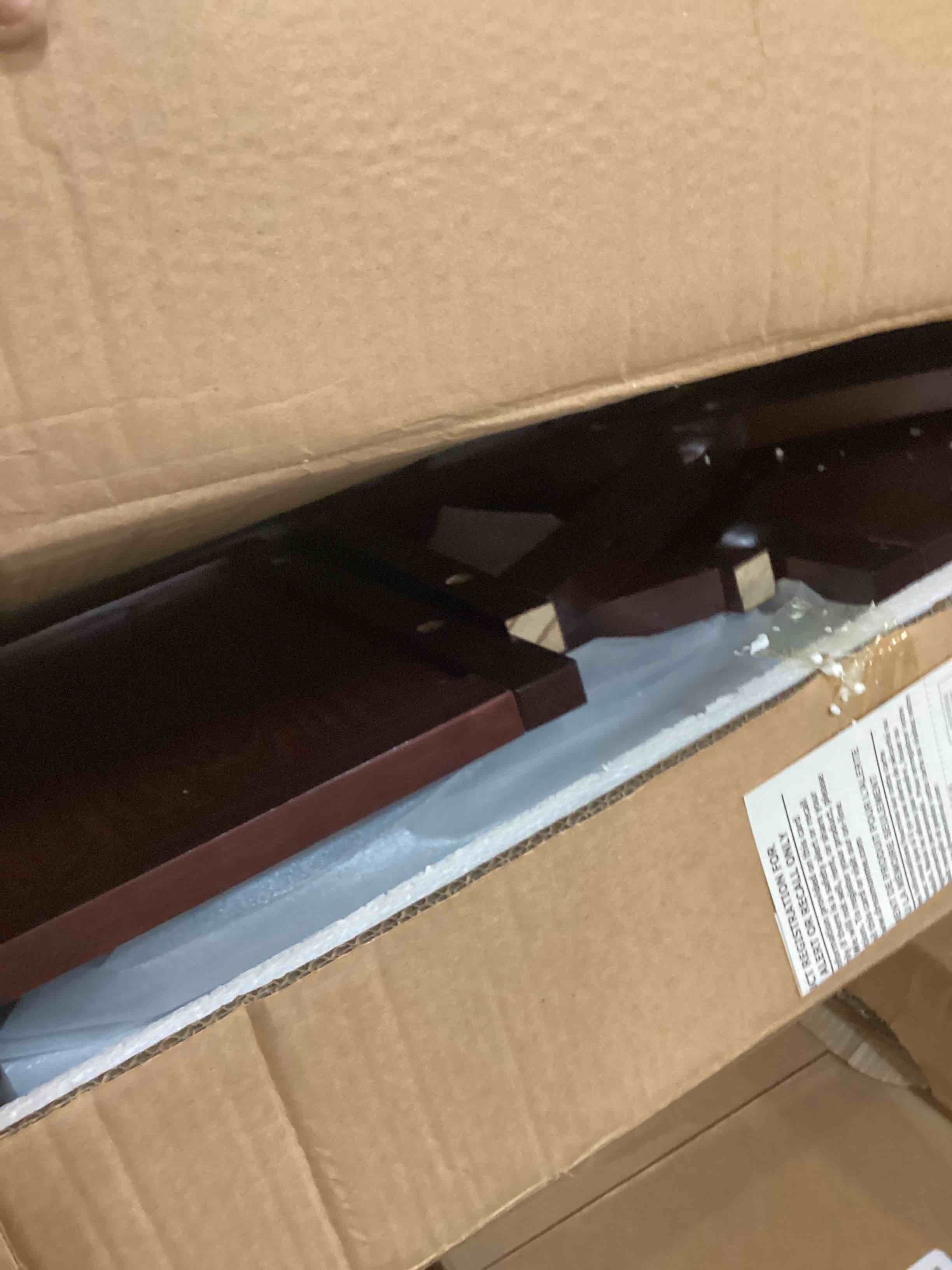 https://s3.amazonaws.com/lotting-images-prod/bidfta/GRA0019177_1726234502144.jpeg