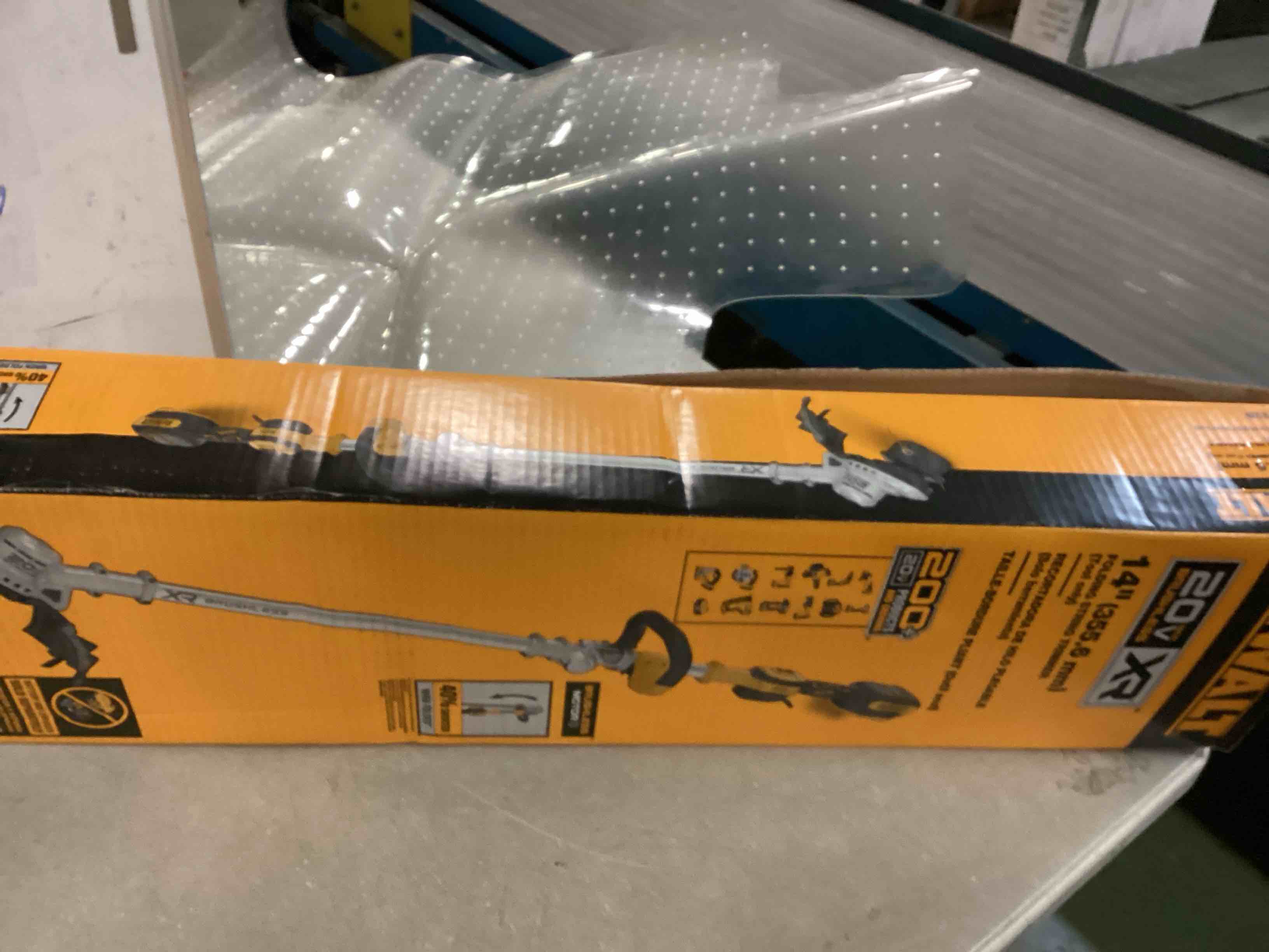 DEWALT 20V MAX* String Trimmer, Battery Powered, 14Inch, Tool Only