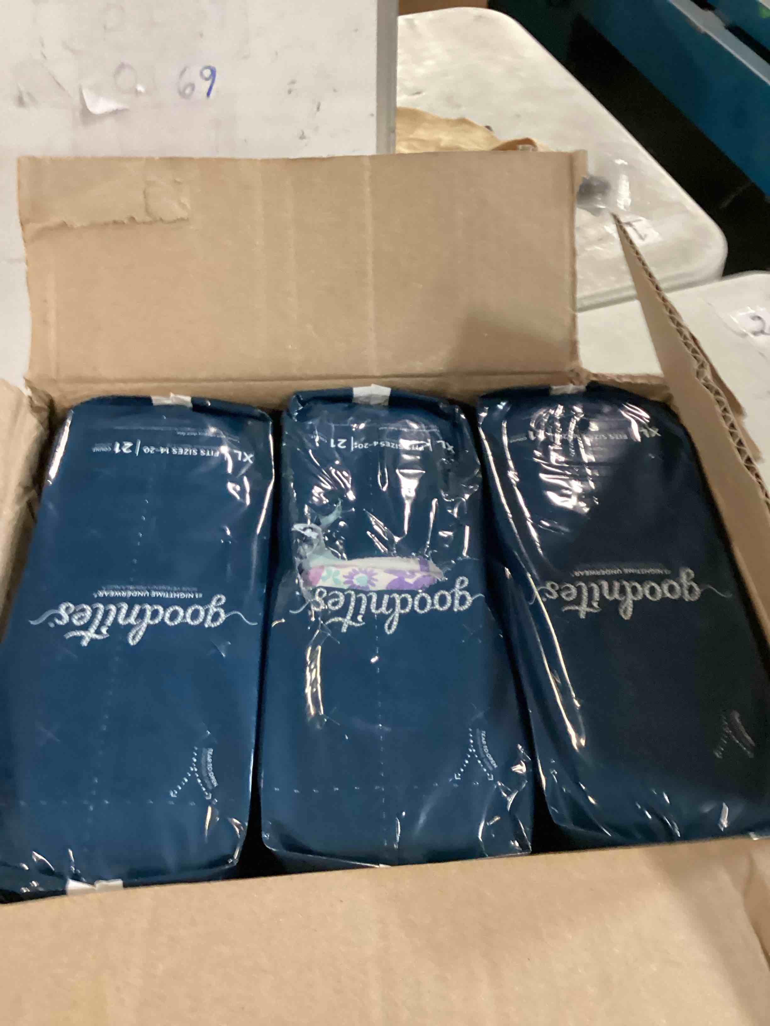 https://s3.amazonaws.com/lotting-images-prod/bidfta/GRA0020368_1728434801610.jpeg