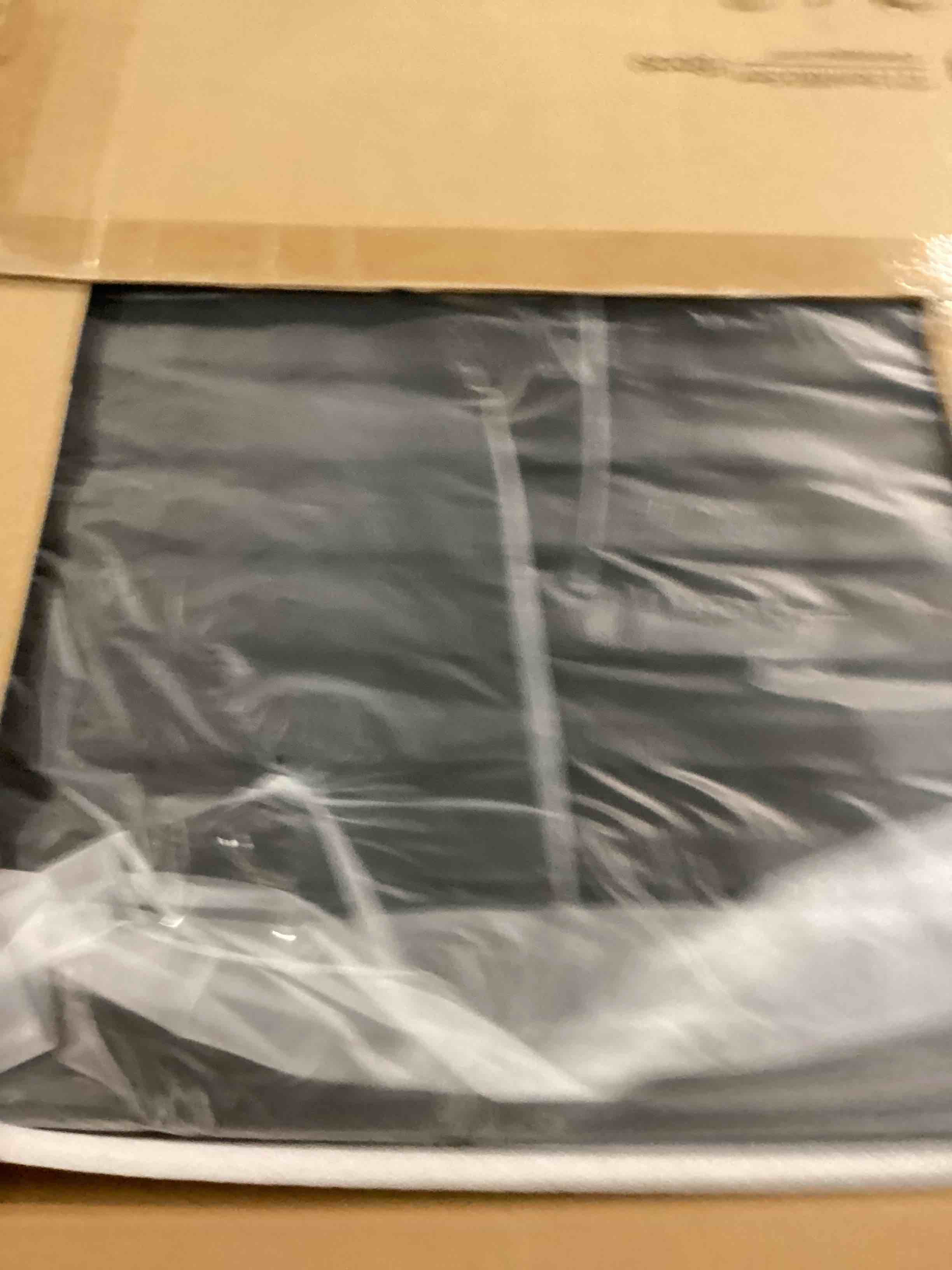 https://s3.amazonaws.com/lotting-images-prod/bidfta/GRA0020588_1728347068957.jpeg