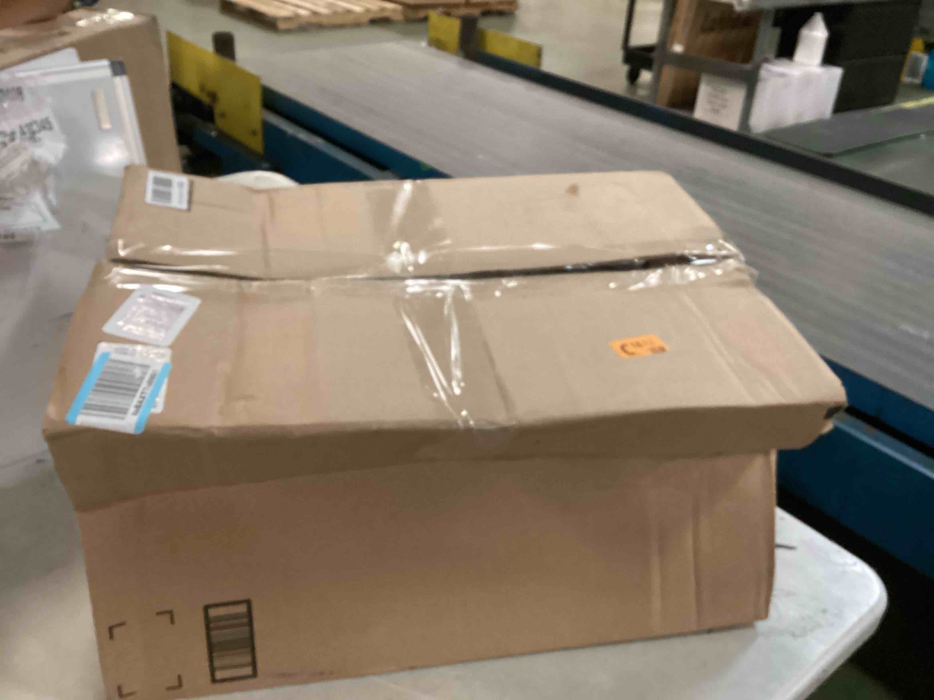 https://s3.amazonaws.com/lotting-images-prod/bidfta/GRA0020937_1728094864610.jpeg