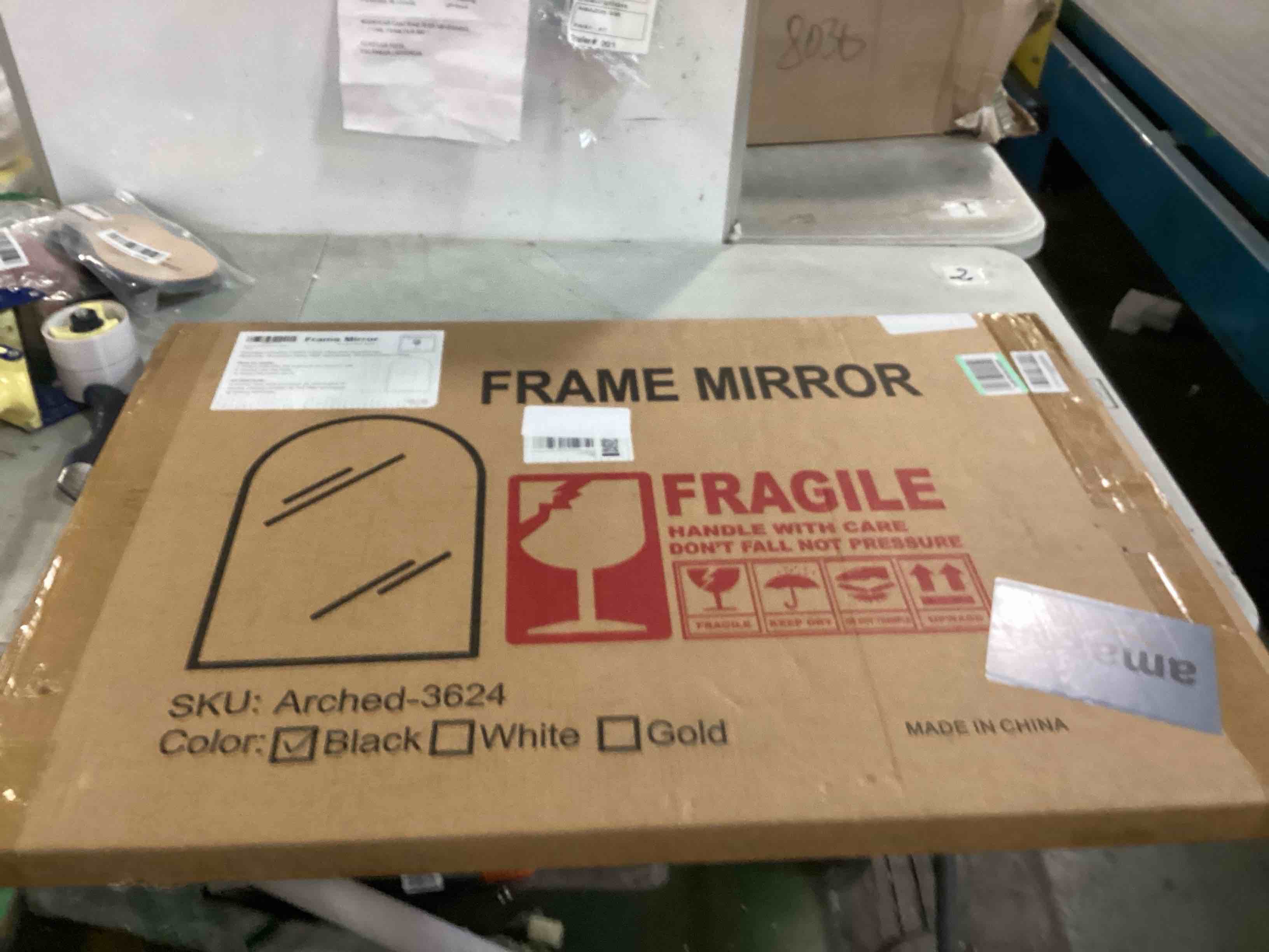 https://s3.amazonaws.com/lotting-images-prod/bidfta/GRA0021140_1728012368402.jpeg