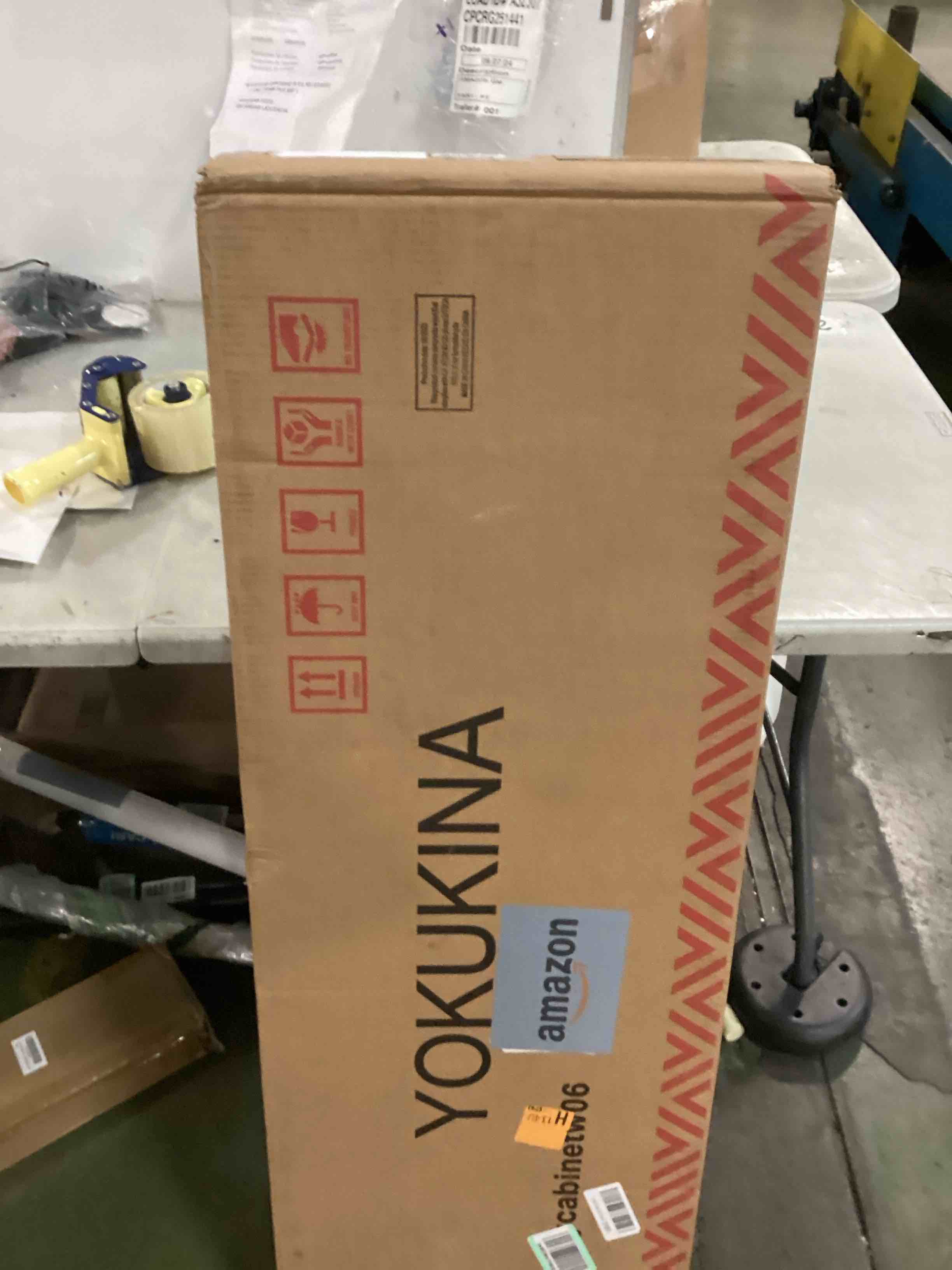 https://s3.amazonaws.com/lotting-images-prod/bidfta/GRA0021166_1728007950086.jpeg
