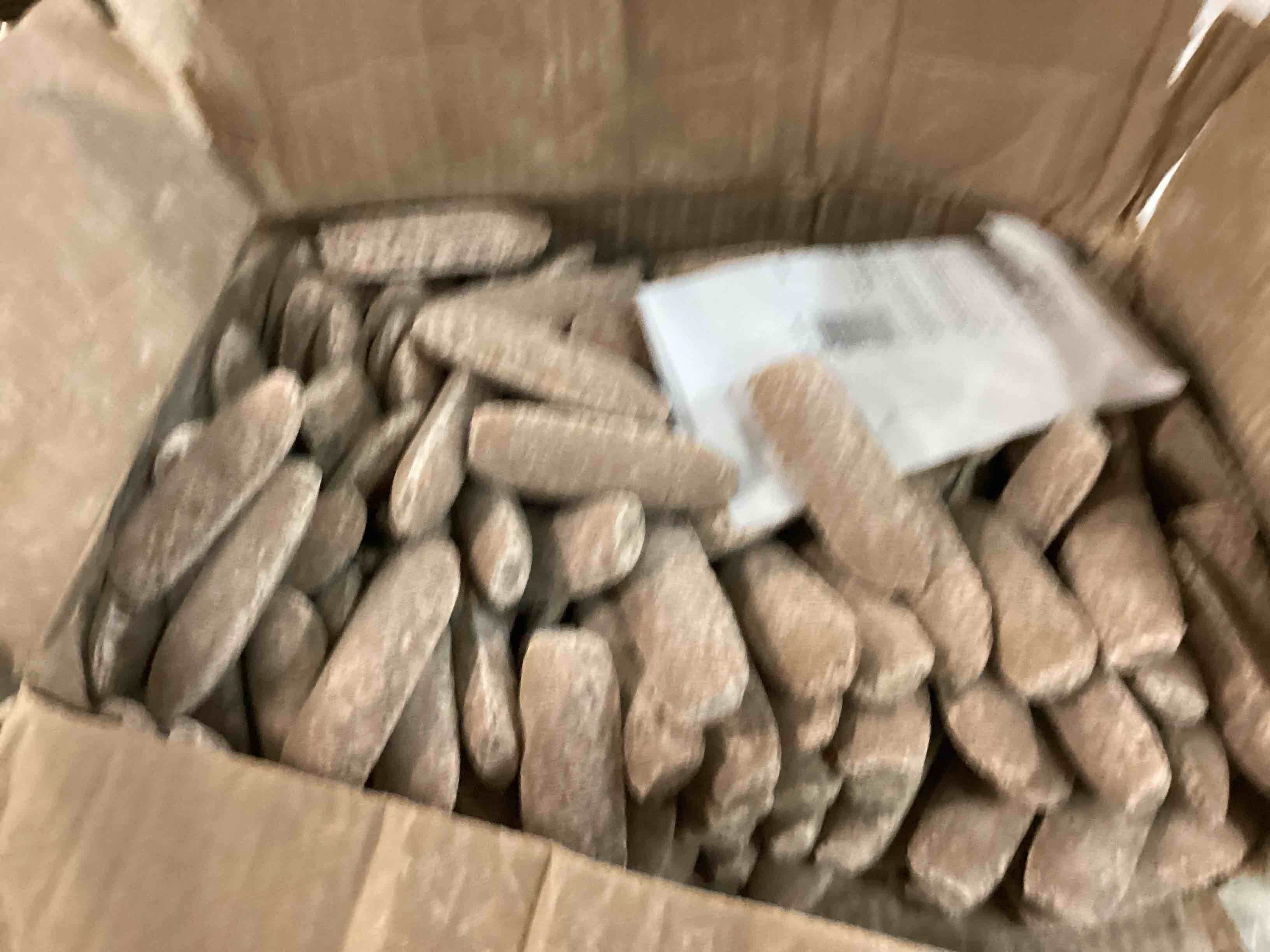 https://s3.amazonaws.com/lotting-images-prod/bidfta/GRA0021415_1727916000181.jpeg