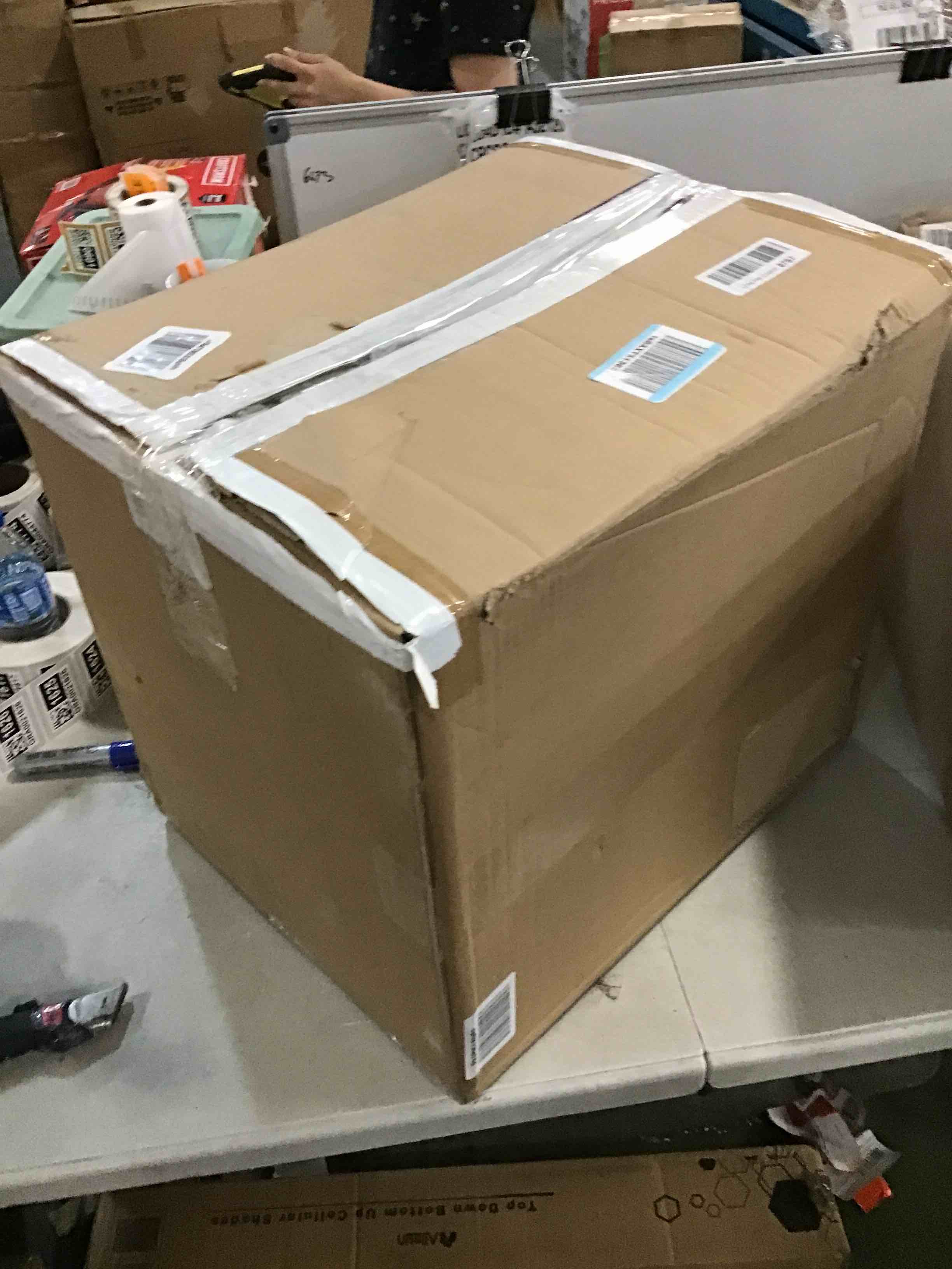 https://s3.amazonaws.com/lotting-images-prod/bidfta/GRA0021632_1727373584702.jpeg