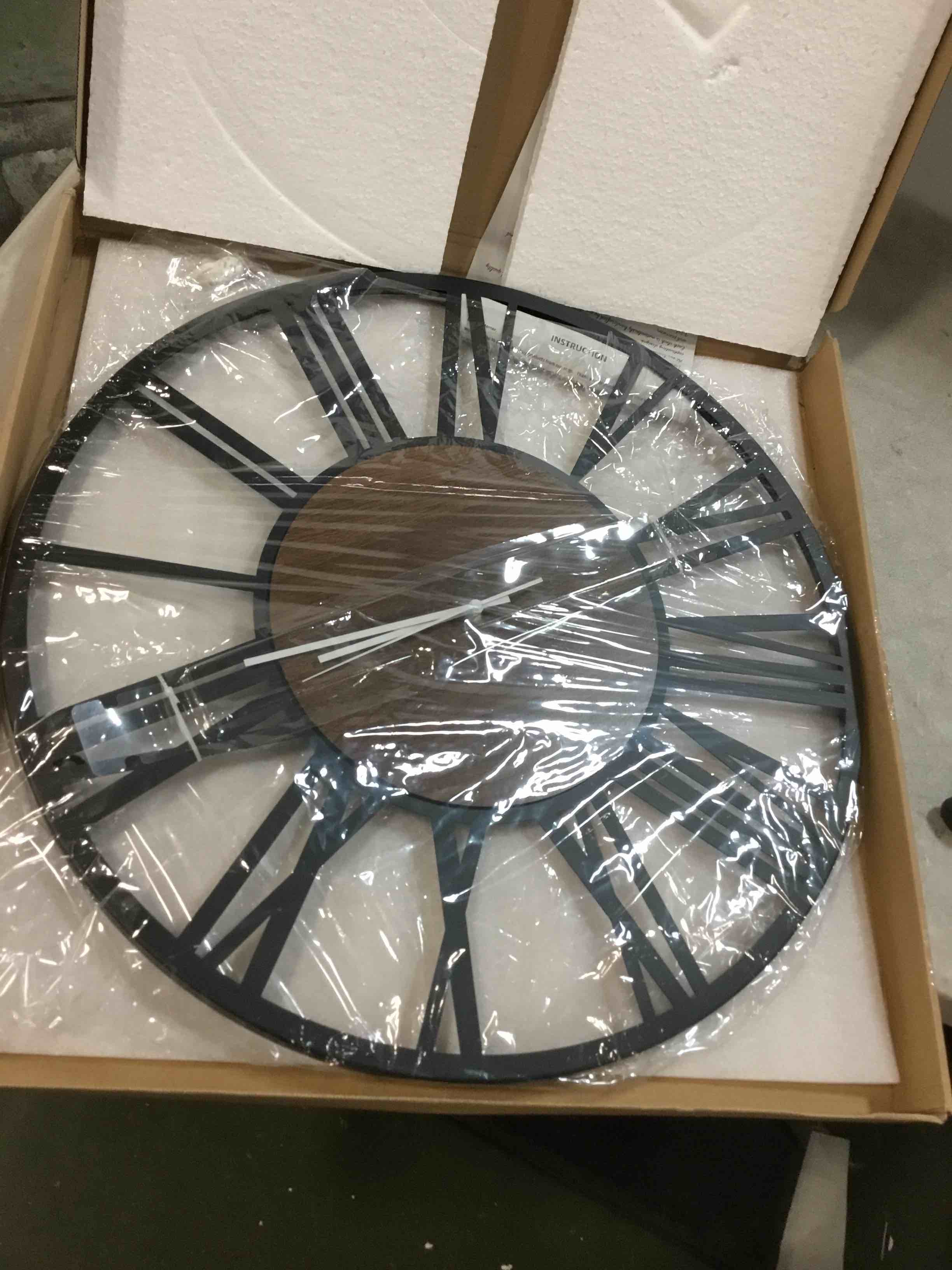 https://s3.amazonaws.com/lotting-images-prod/bidfta/GRA0021949_1726148979007.jpeg