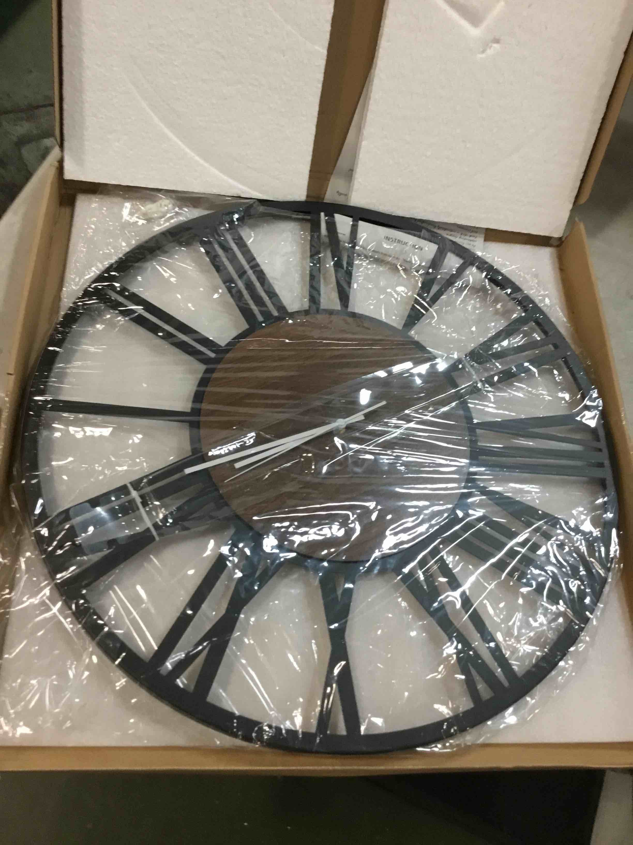https://s3.amazonaws.com/lotting-images-prod/bidfta/GRA0021949_1726148980486.jpeg