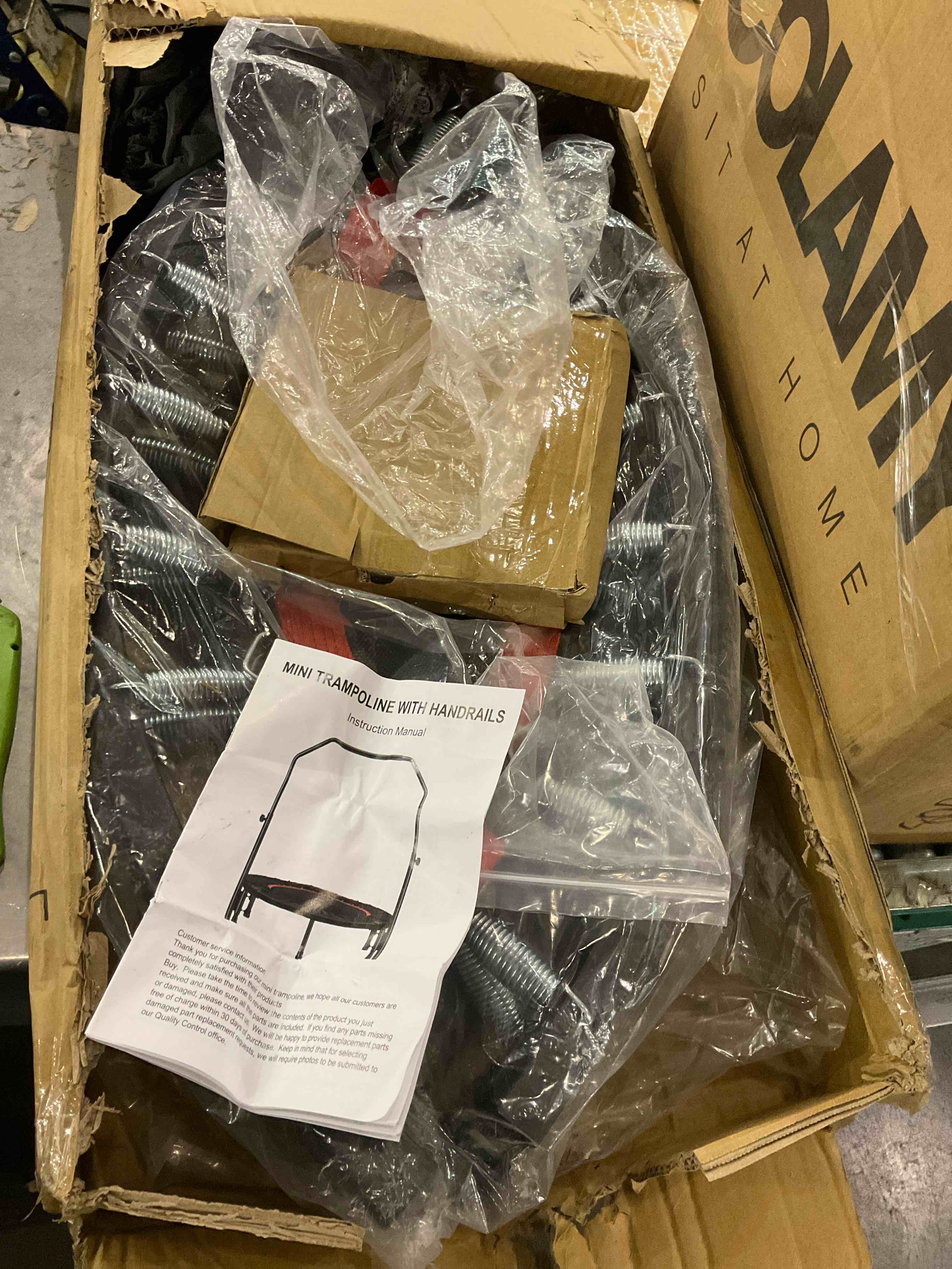 https://s3.amazonaws.com/lotting-images-prod/bidfta/GRA0023244_1725624253880.jpeg