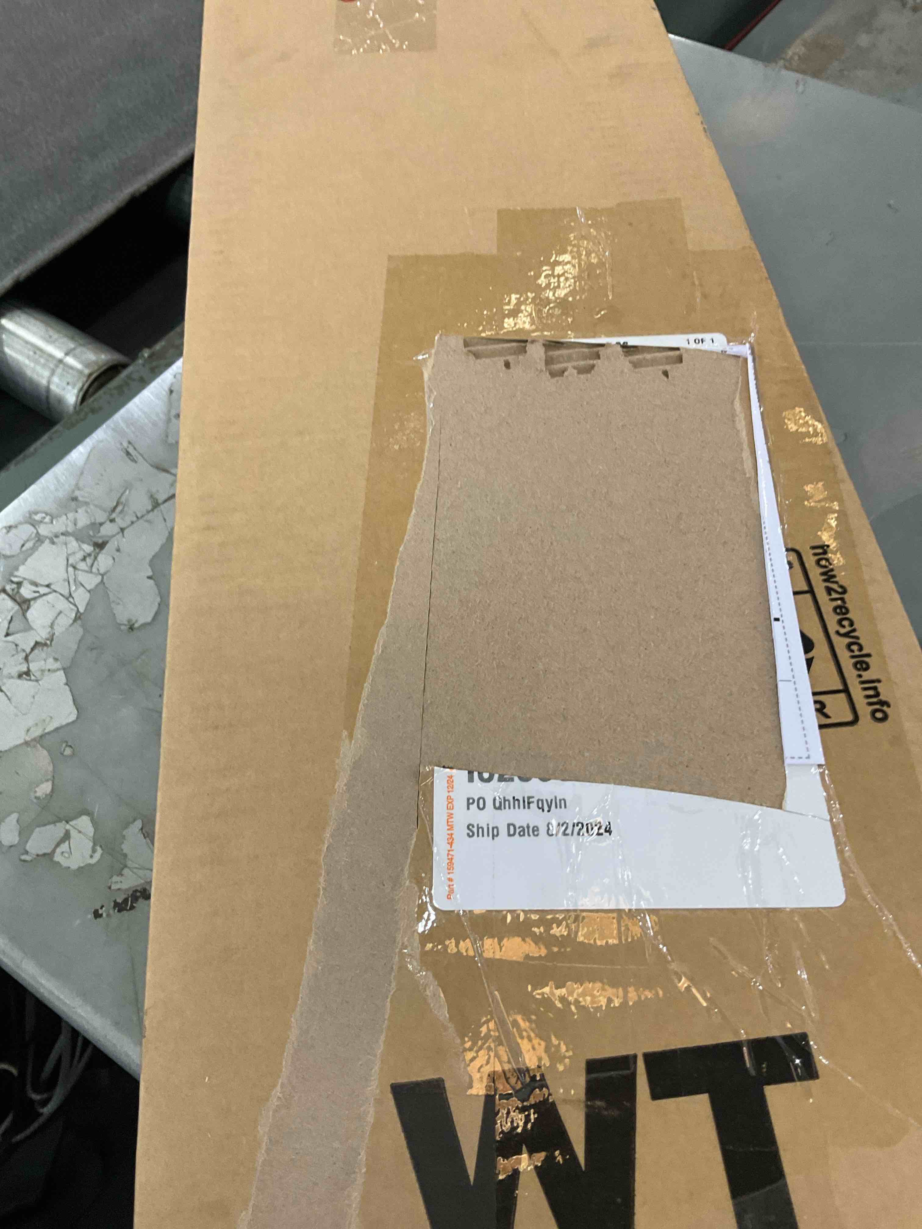 https://s3.amazonaws.com/lotting-images-prod/bidfta/GRA0023286_1725470564942.jpeg