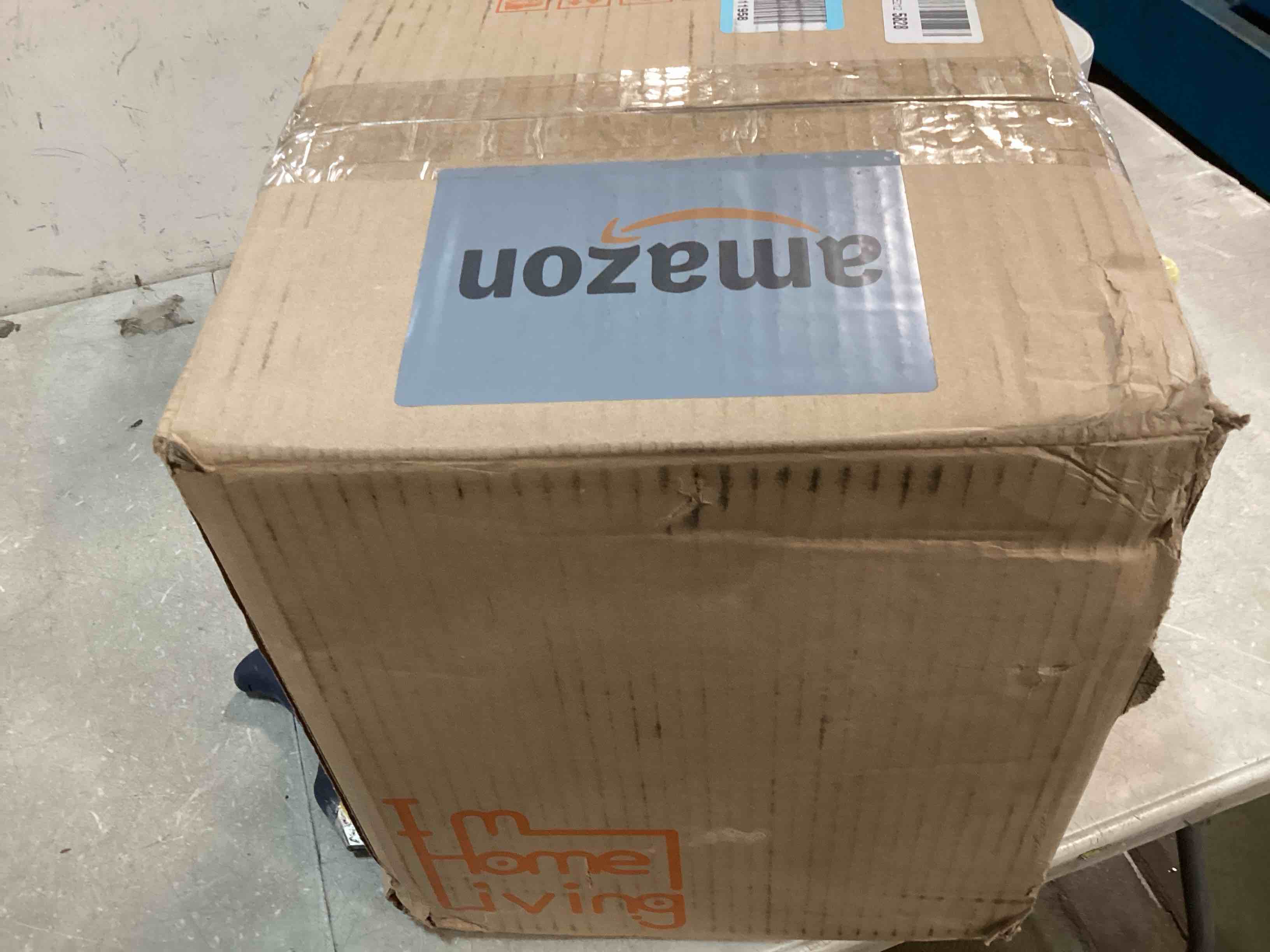 https://s3.amazonaws.com/lotting-images-prod/bidfta/GRA0024796_1725369325243.jpeg