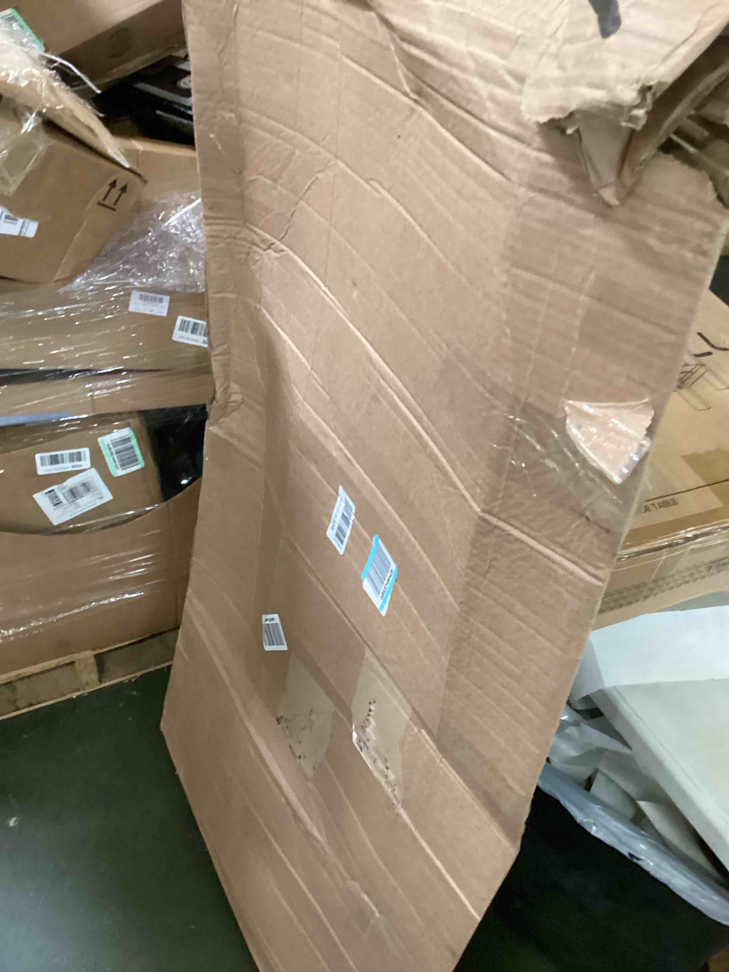 https://s3.amazonaws.com/lotting-images-prod/bidfta/GRA0025054_1725043314093.jpeg