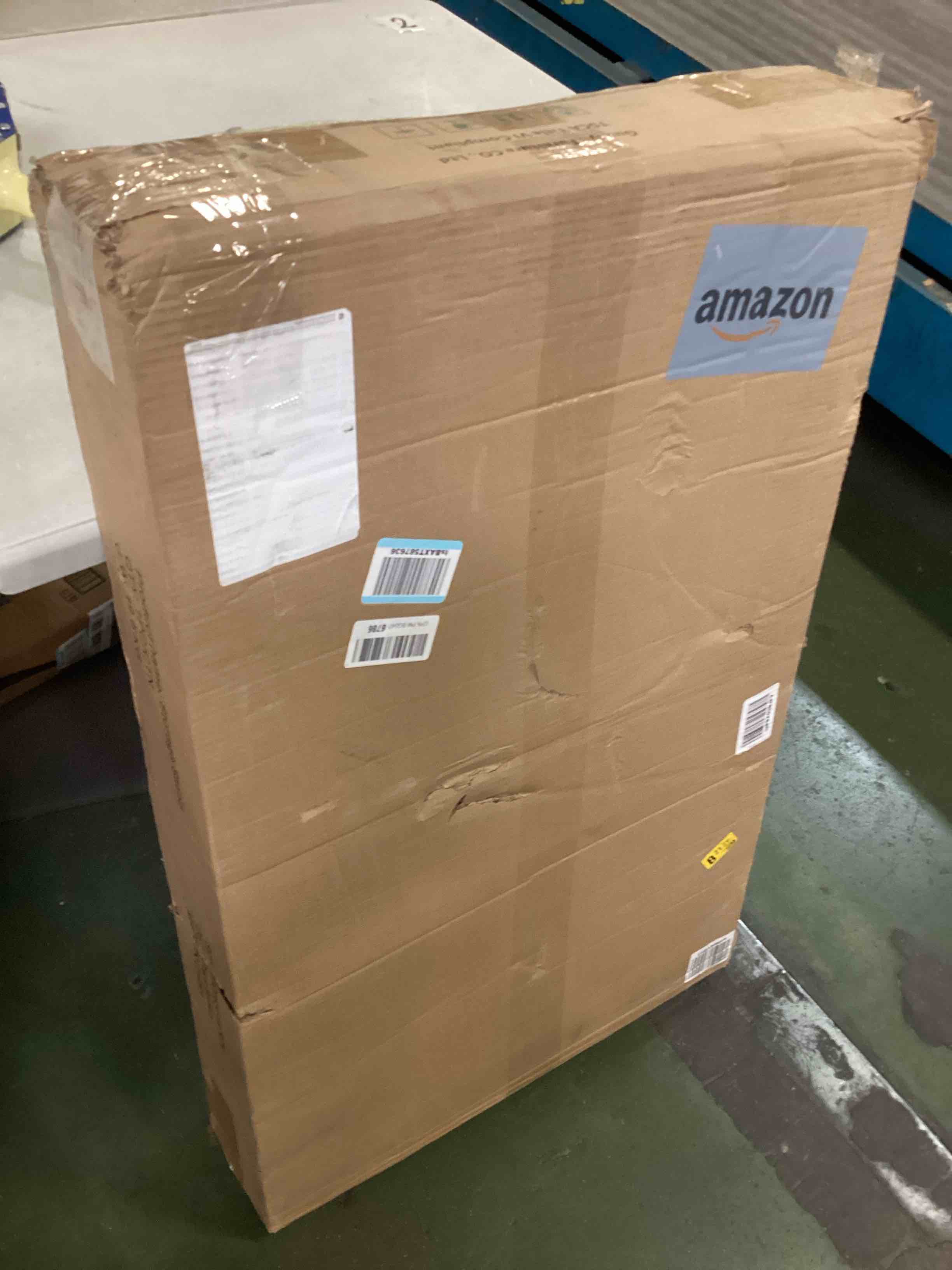 https://s3.amazonaws.com/lotting-images-prod/bidfta/GRA0025127_1725033326904.jpeg