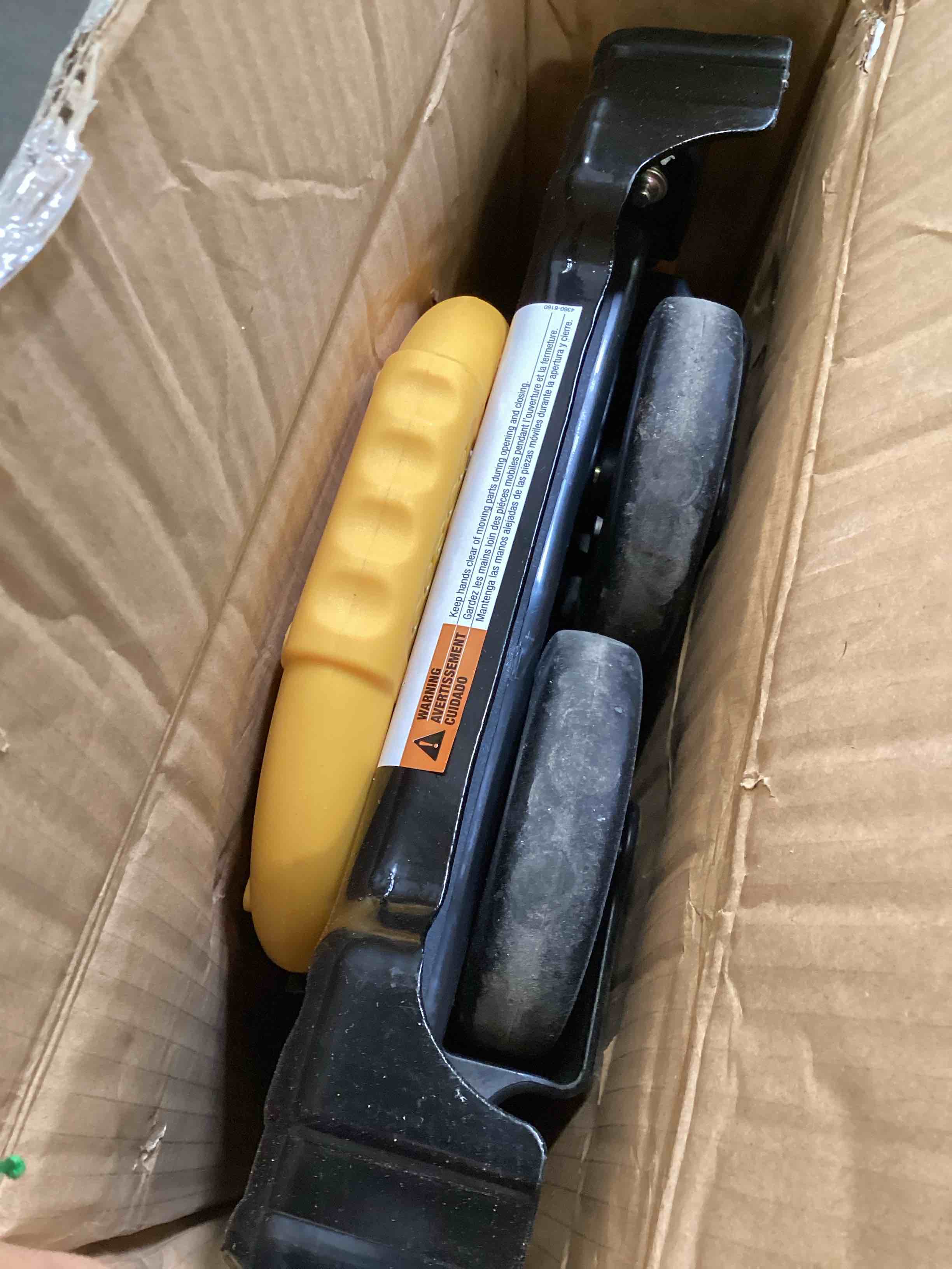 https://s3.amazonaws.com/lotting-images-prod/bidfta/GRA0025512_1724866945458.jpeg