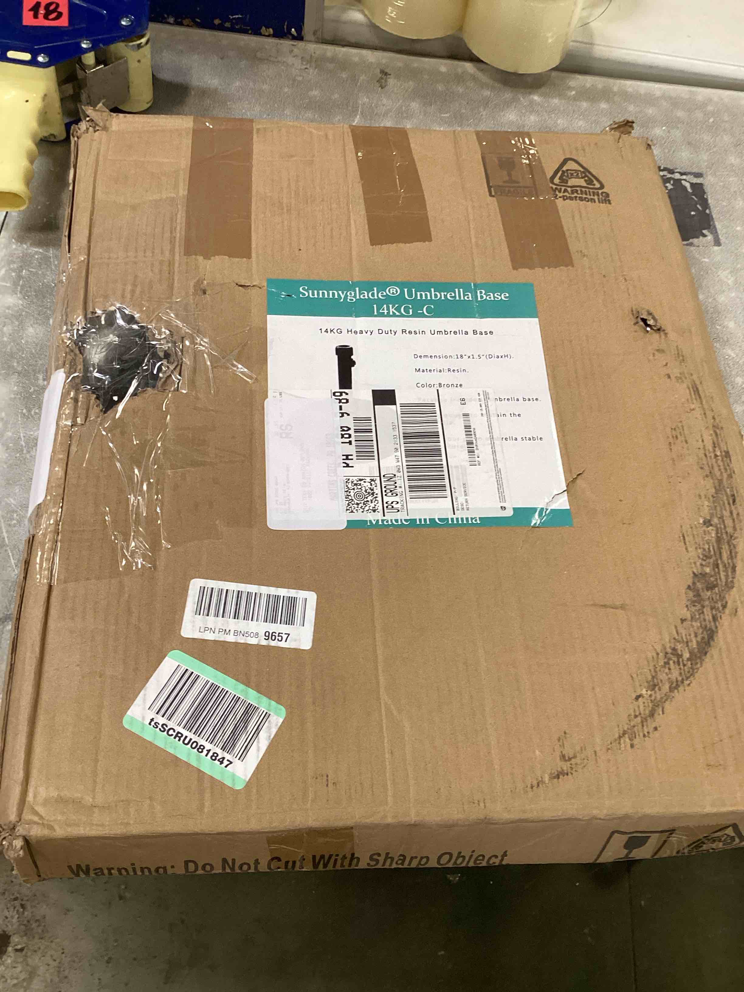 https://s3.amazonaws.com/lotting-images-prod/bidfta/GRA0025577_1724858021429.jpeg