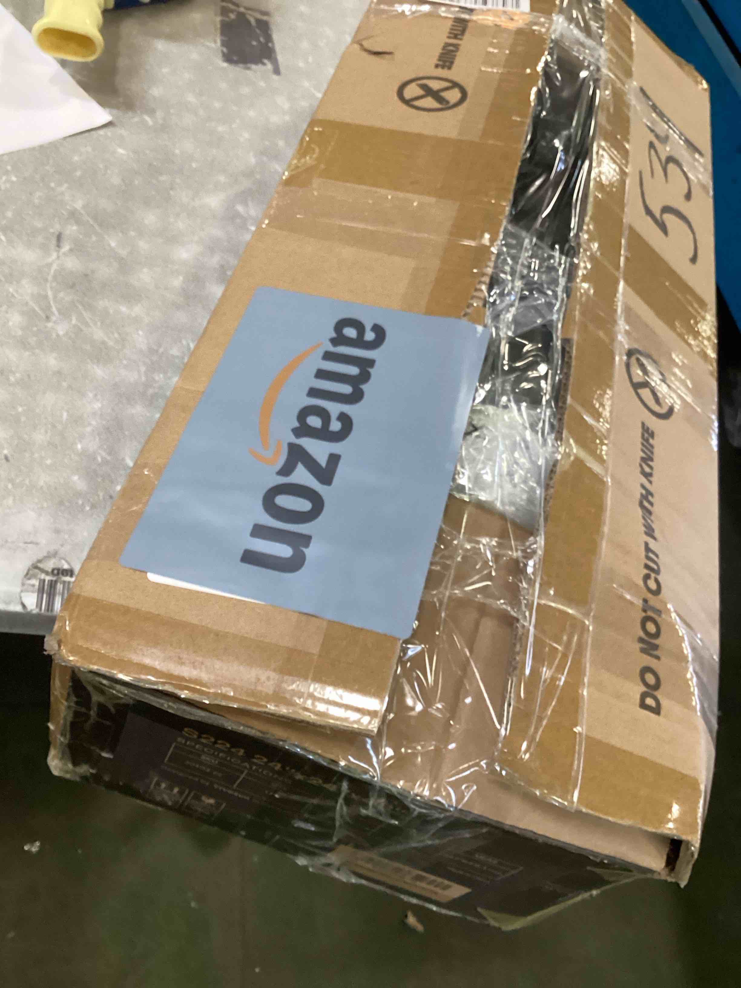https://s3.amazonaws.com/lotting-images-prod/bidfta/GRA0025581_1724857631964.jpeg