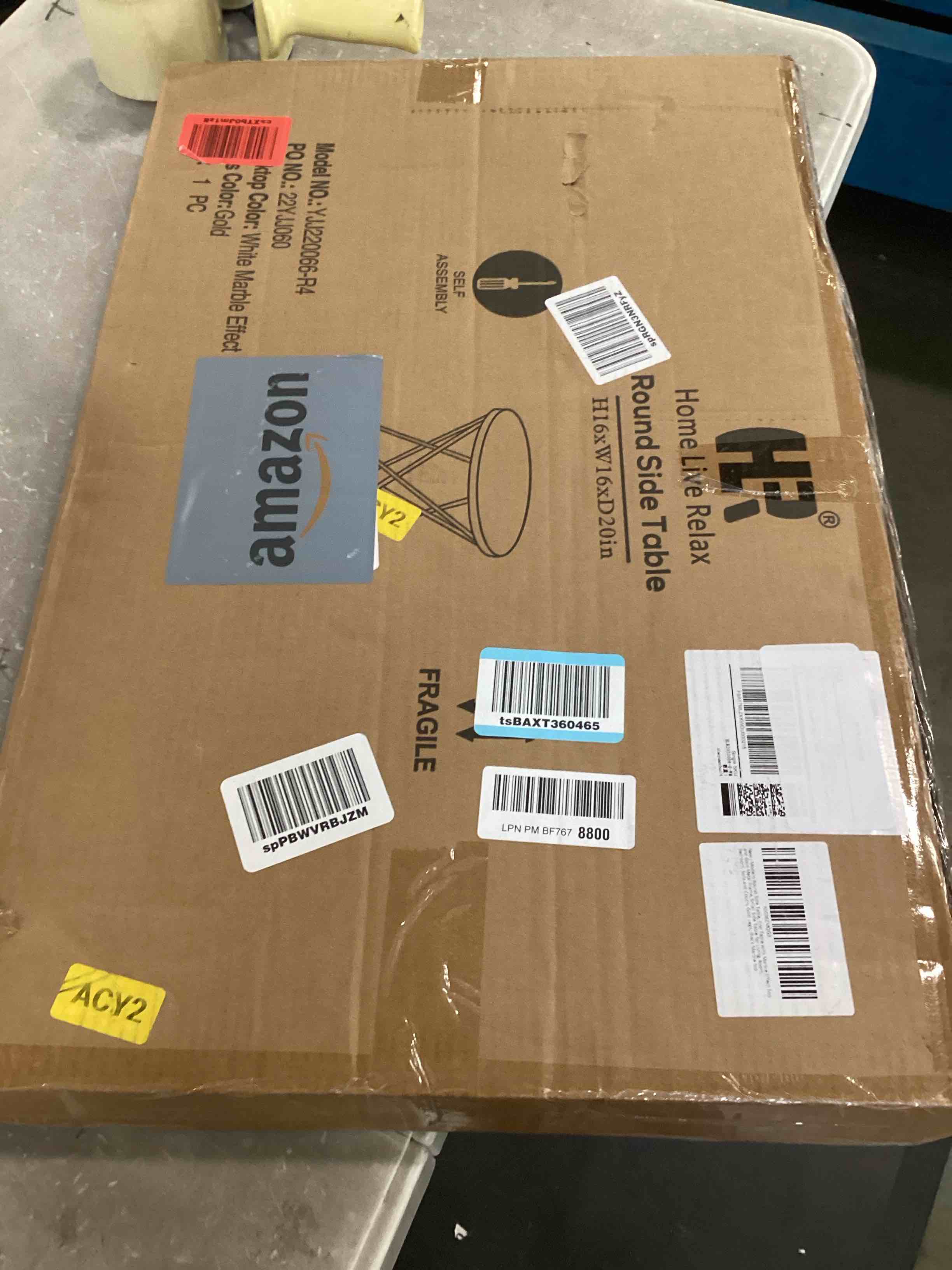 https://s3.amazonaws.com/lotting-images-prod/bidfta/GRA0025924_1724703465909.jpeg