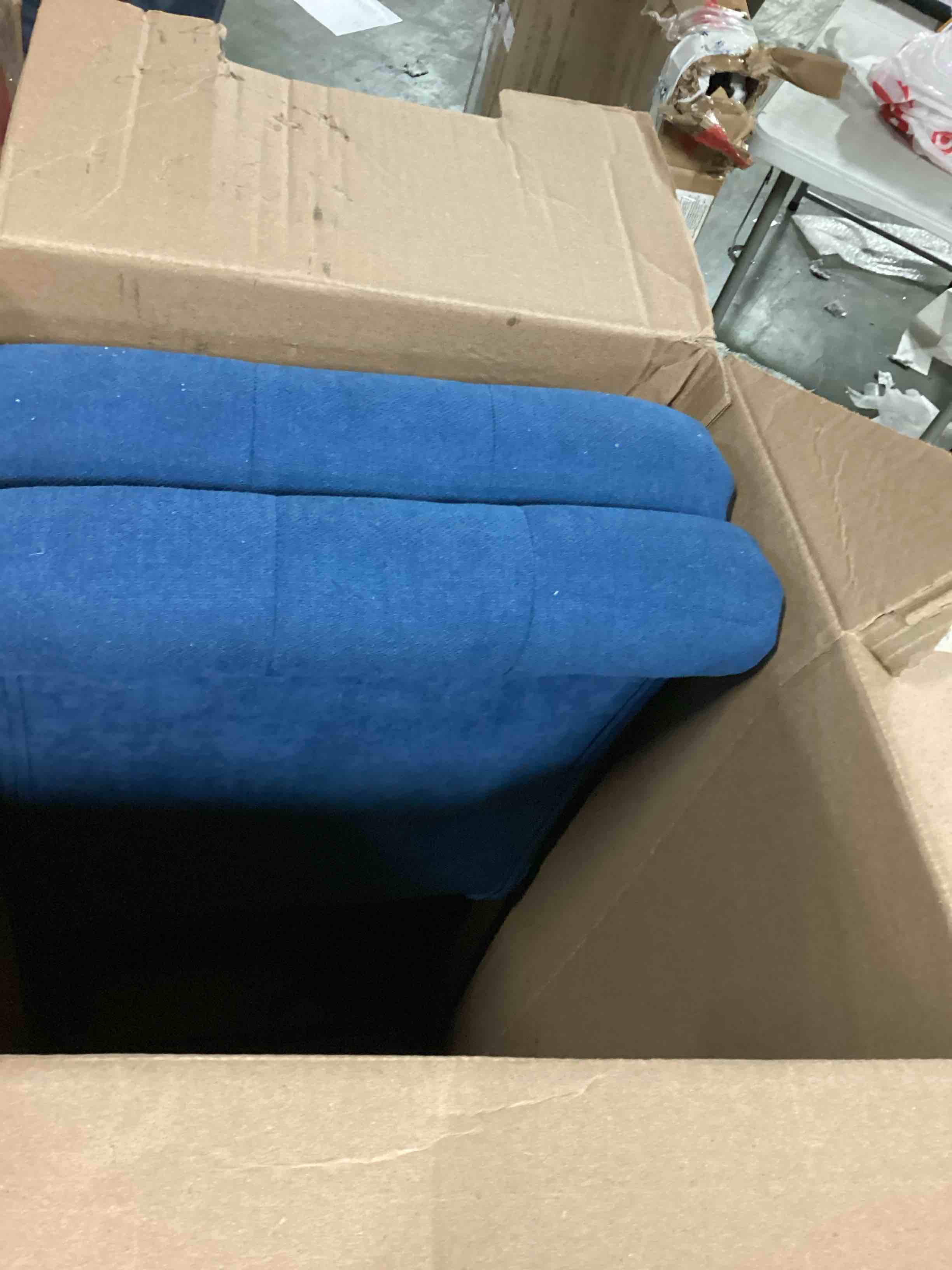 https://s3.amazonaws.com/lotting-images-prod/bidfta/GRA0026261_1730994636314.jpeg