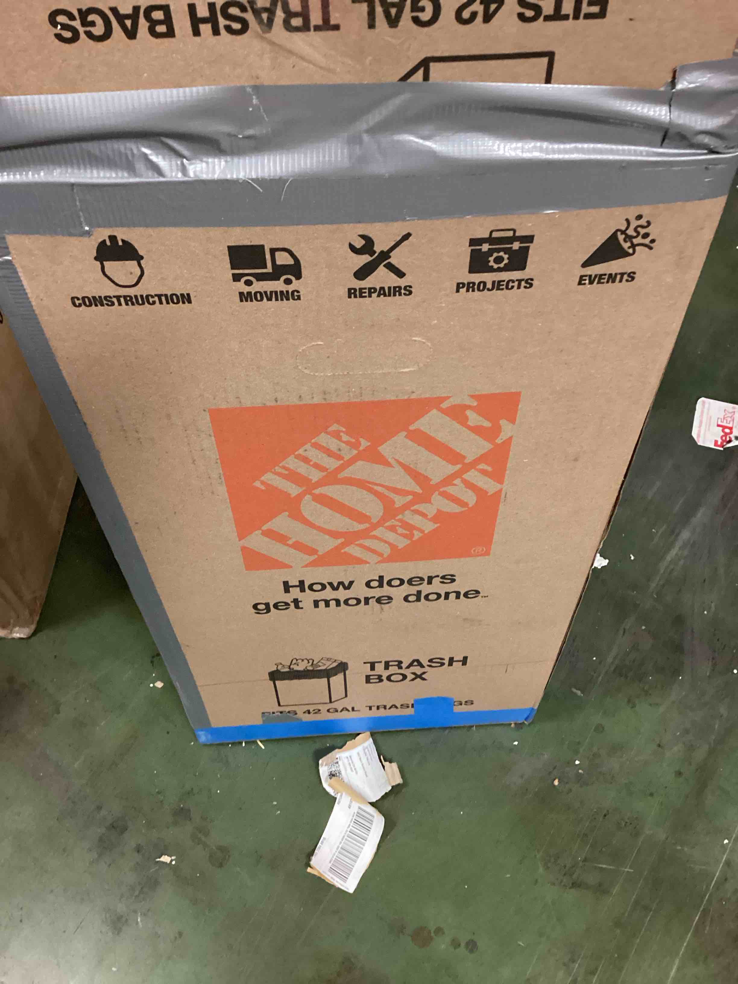 https://s3.amazonaws.com/lotting-images-prod/bidfta/GRA0026261_1730994665040.jpeg