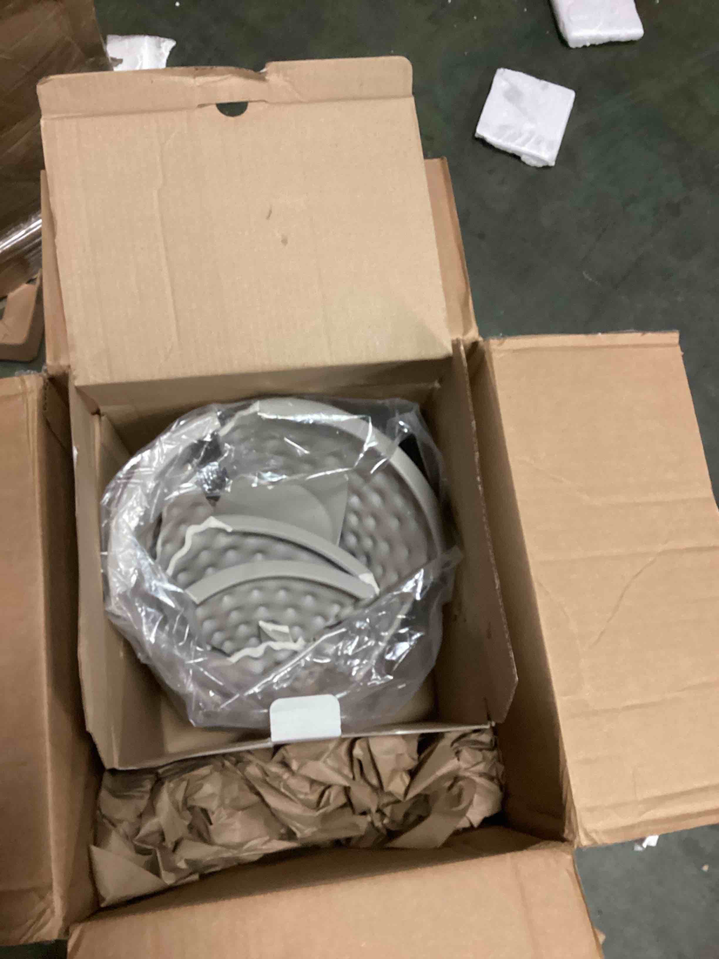 https://s3.amazonaws.com/lotting-images-prod/bidfta/GRA0026309_1730920799147.jpeg
