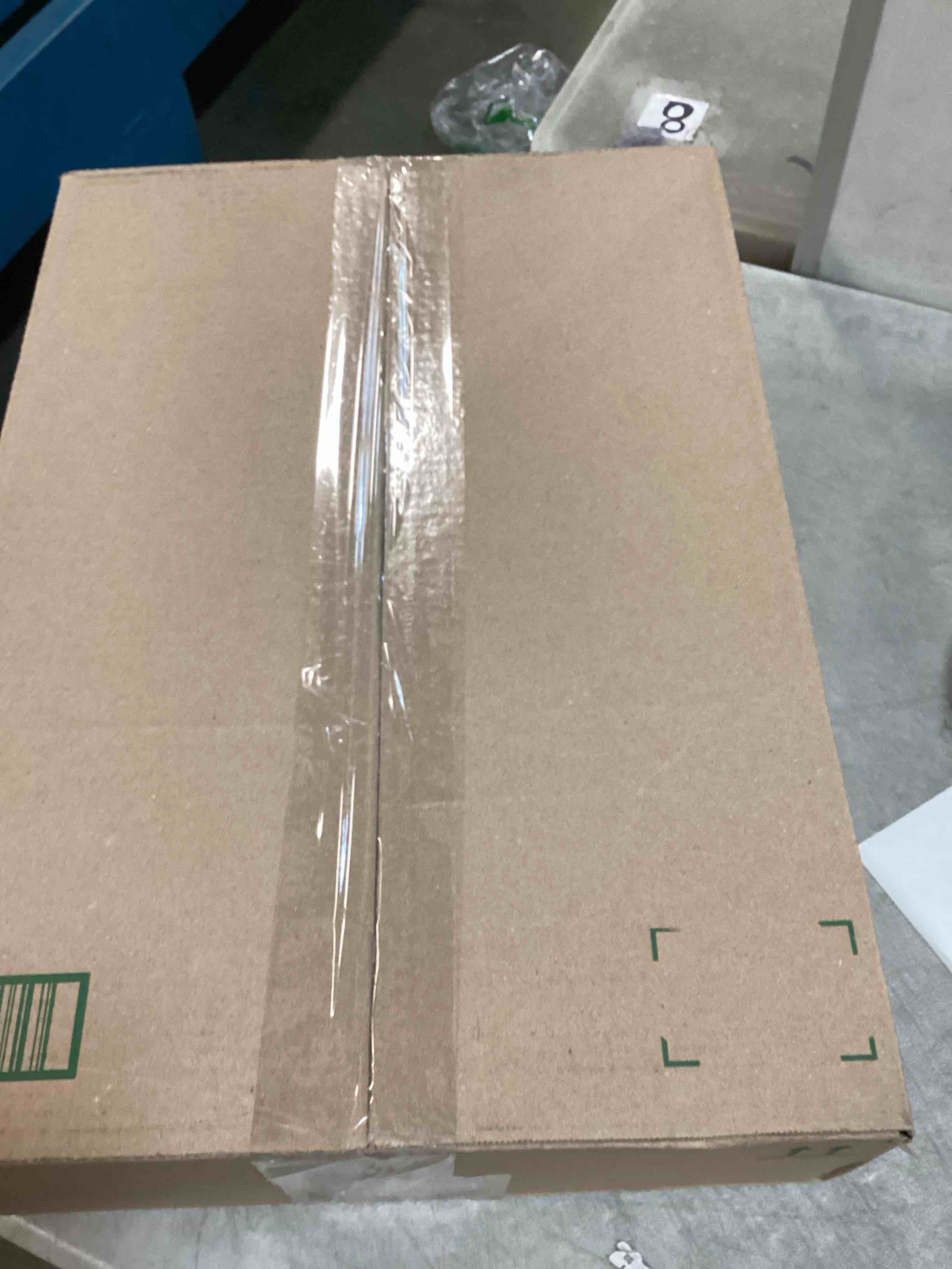 https://s3.amazonaws.com/lotting-images-prod/bidfta/GRA0026704_1730296586577.jpeg