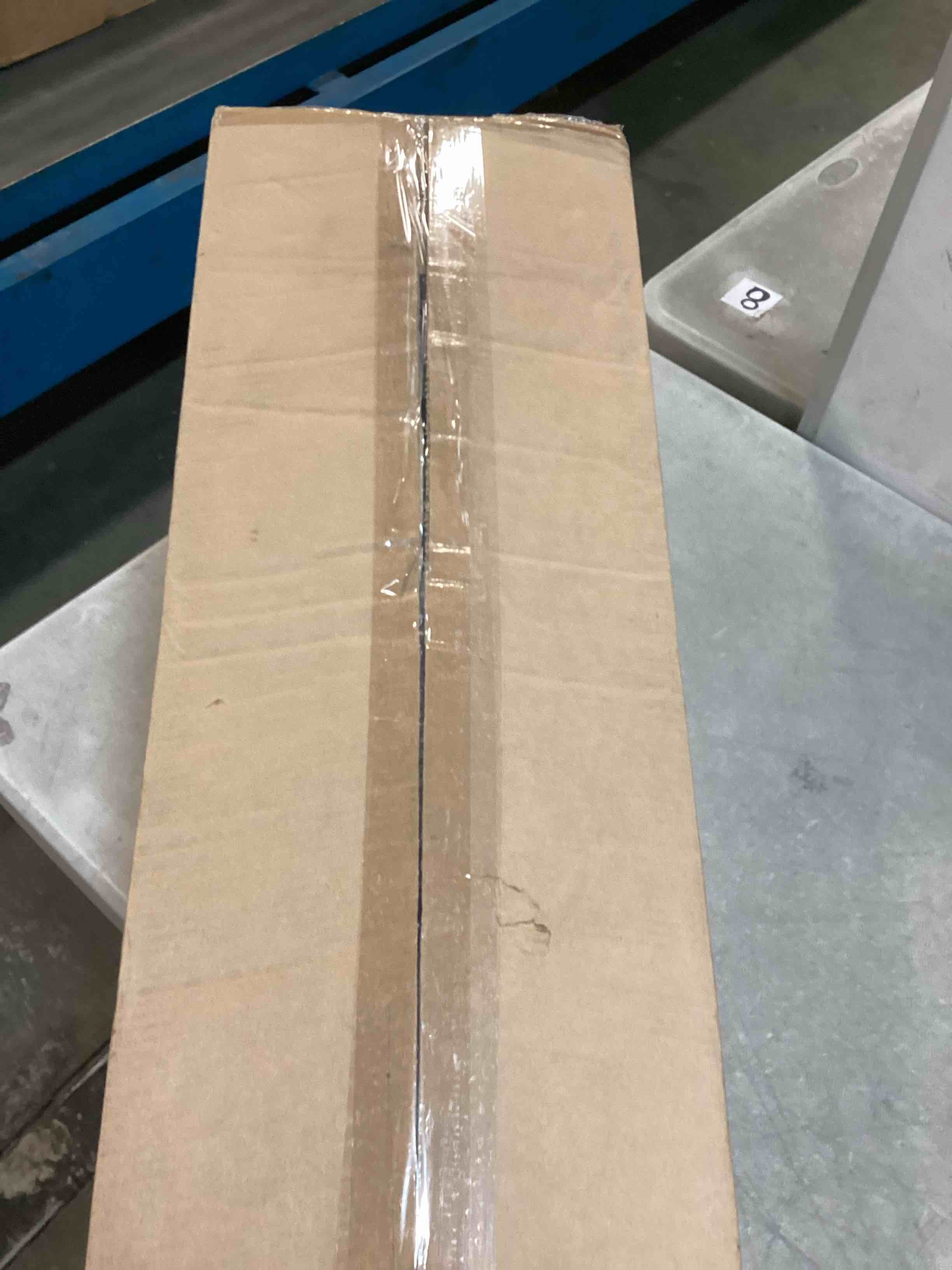 https://s3.amazonaws.com/lotting-images-prod/bidfta/GRA0026751_1730291314641.jpeg