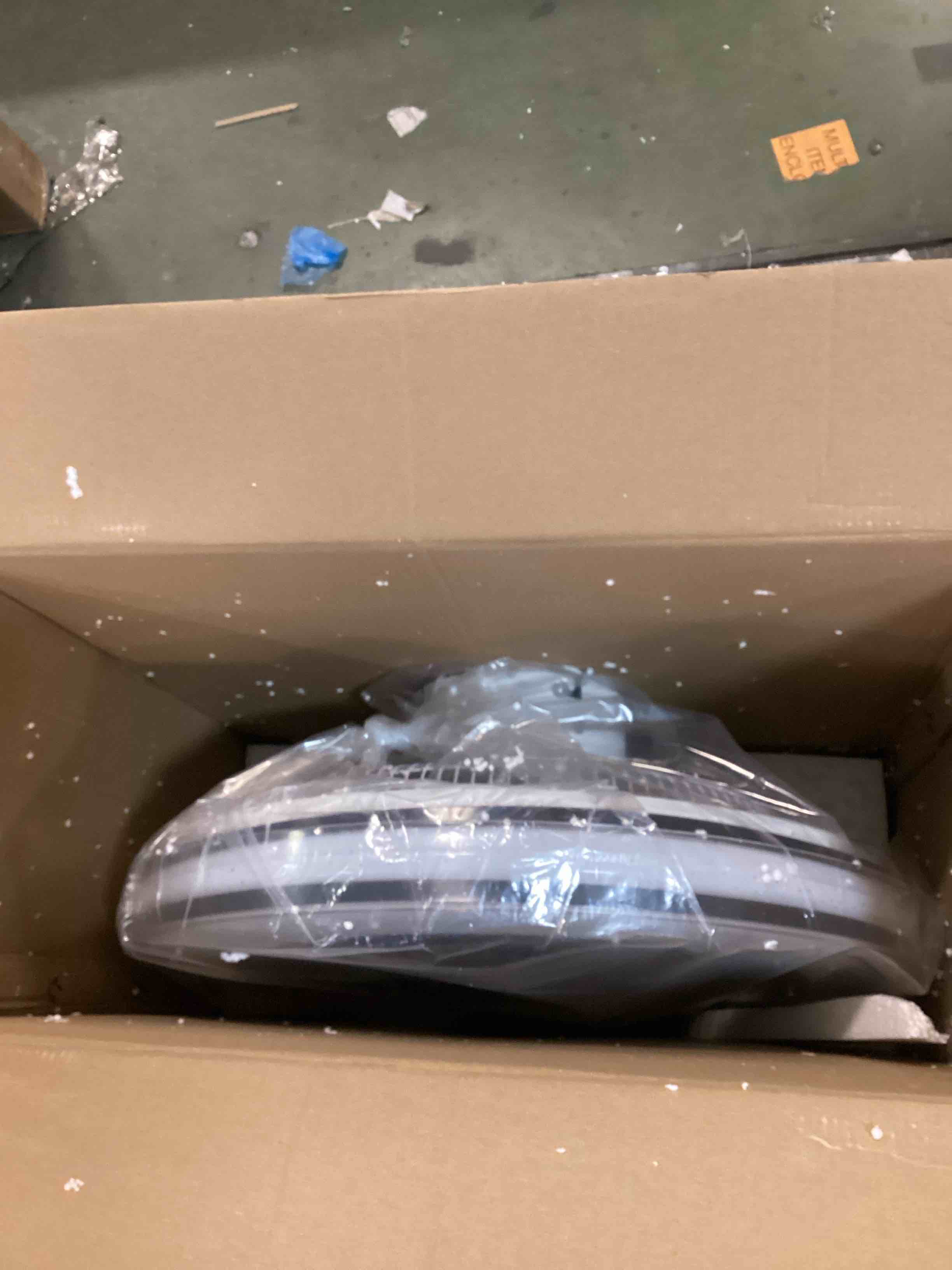 https://s3.amazonaws.com/lotting-images-prod/bidfta/GRA0026831_1730231320411.jpeg