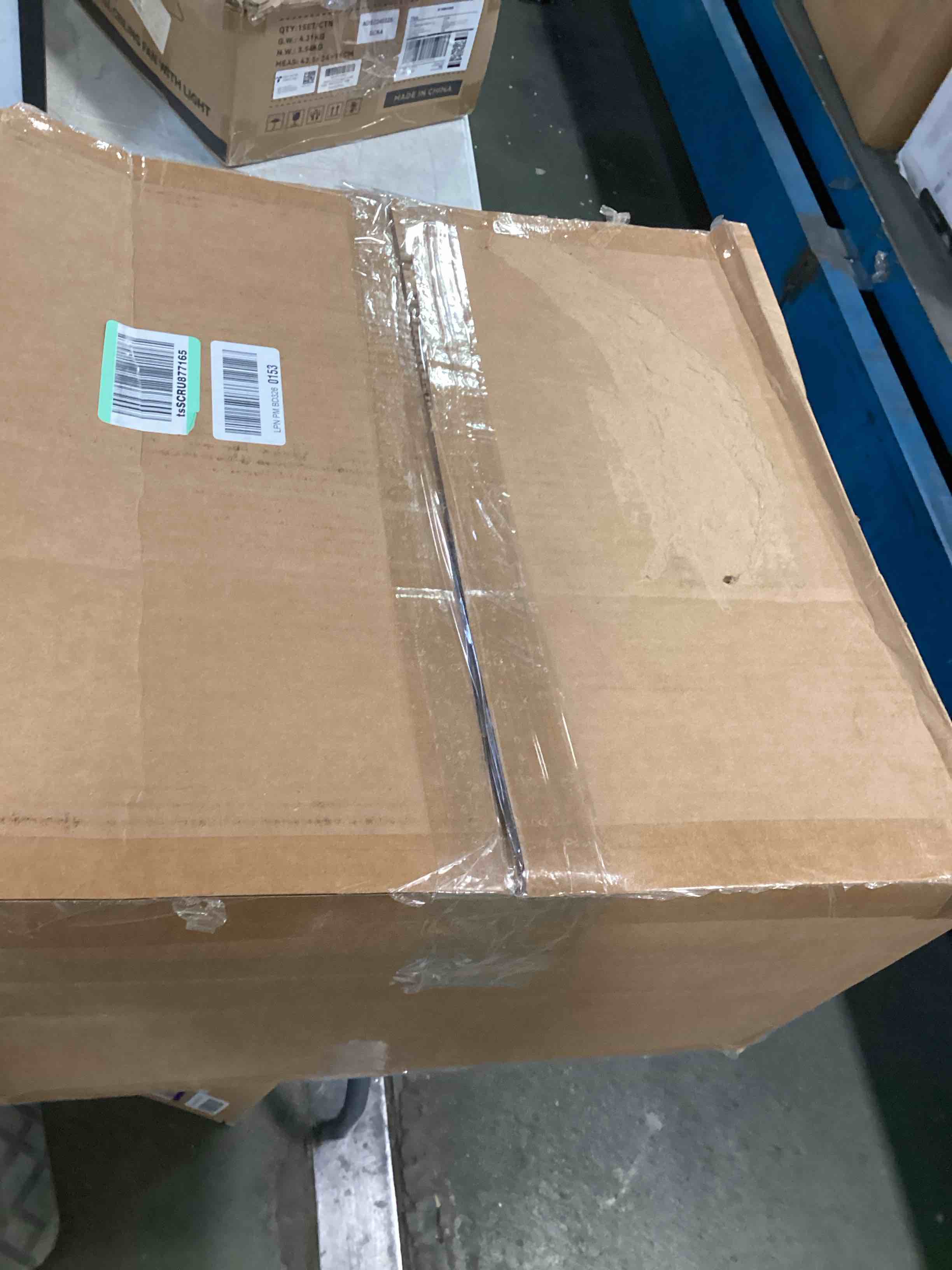 https://s3.amazonaws.com/lotting-images-prod/bidfta/GRA0026938_1730209469200.jpeg