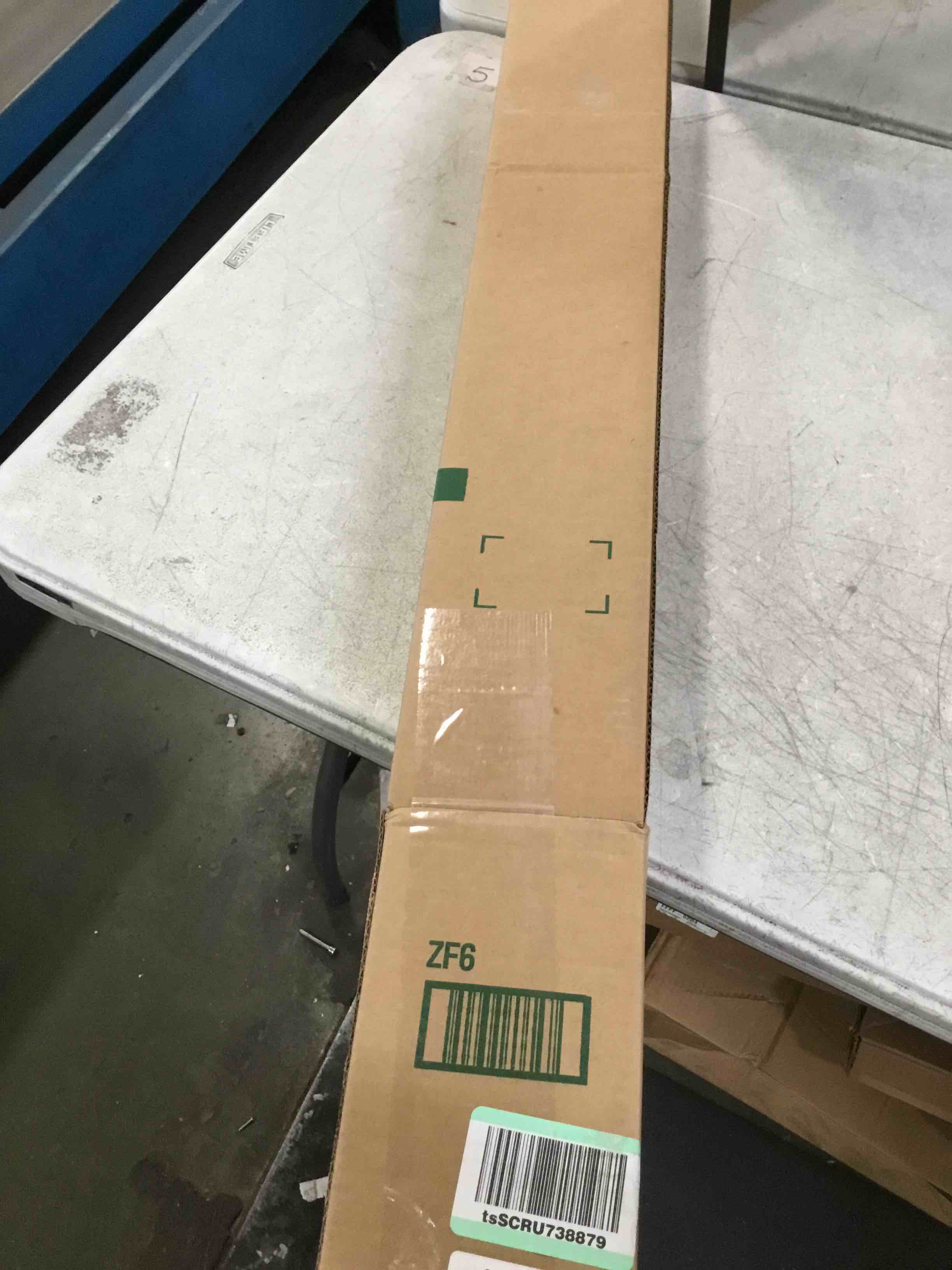 https://s3.amazonaws.com/lotting-images-prod/bidfta/GRA0027152_1729191343075.jpeg