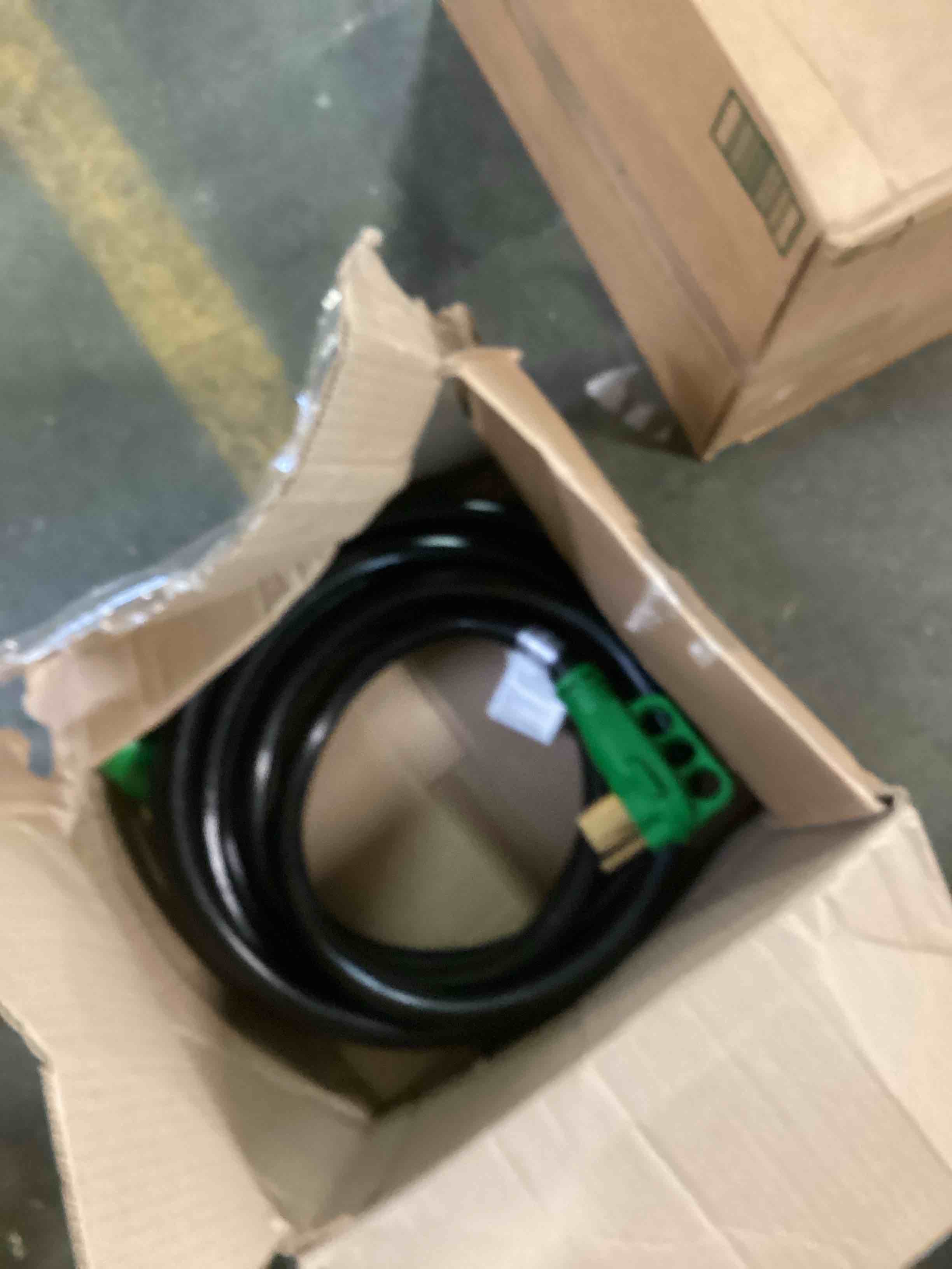 https://s3.amazonaws.com/lotting-images-prod/bidfta/GRA0027353_1729009006530.jpeg