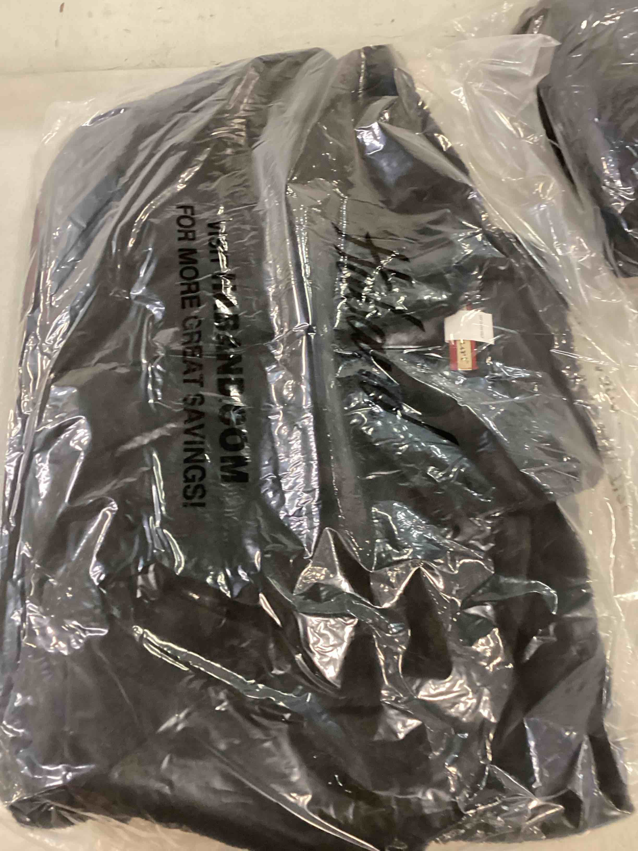 https://s3.amazonaws.com/lotting-images-prod/bidfta/GRA0027627_1725628026856.jpeg